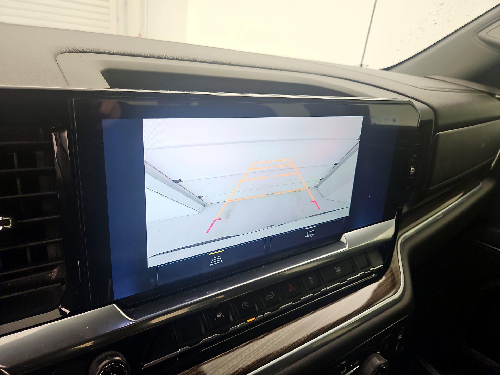 Thumbnail: 2022 Chevrolet Silverado 1500 - 14