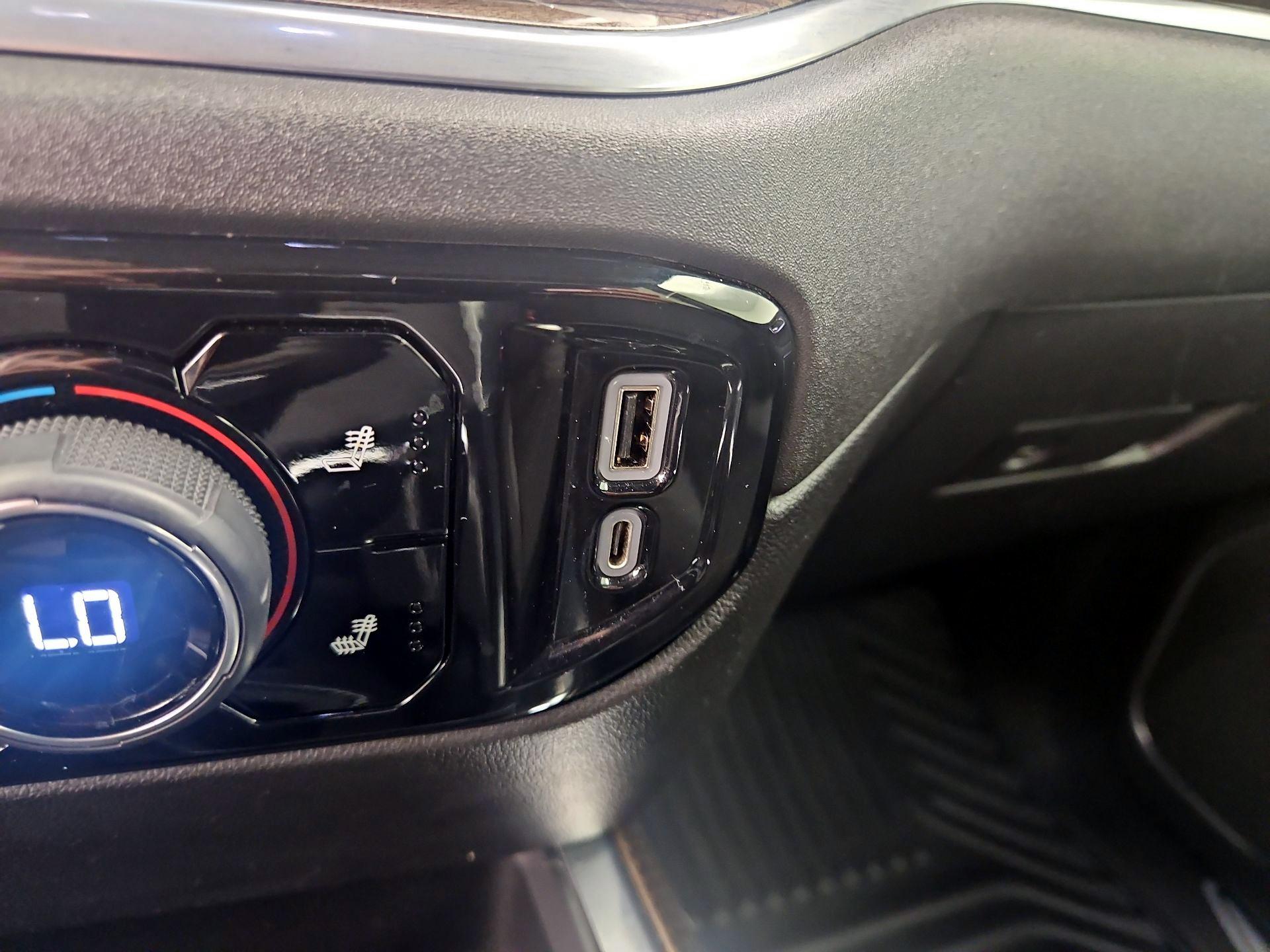 Thumbnail: 2022 Chevrolet Silverado 1500 - 18