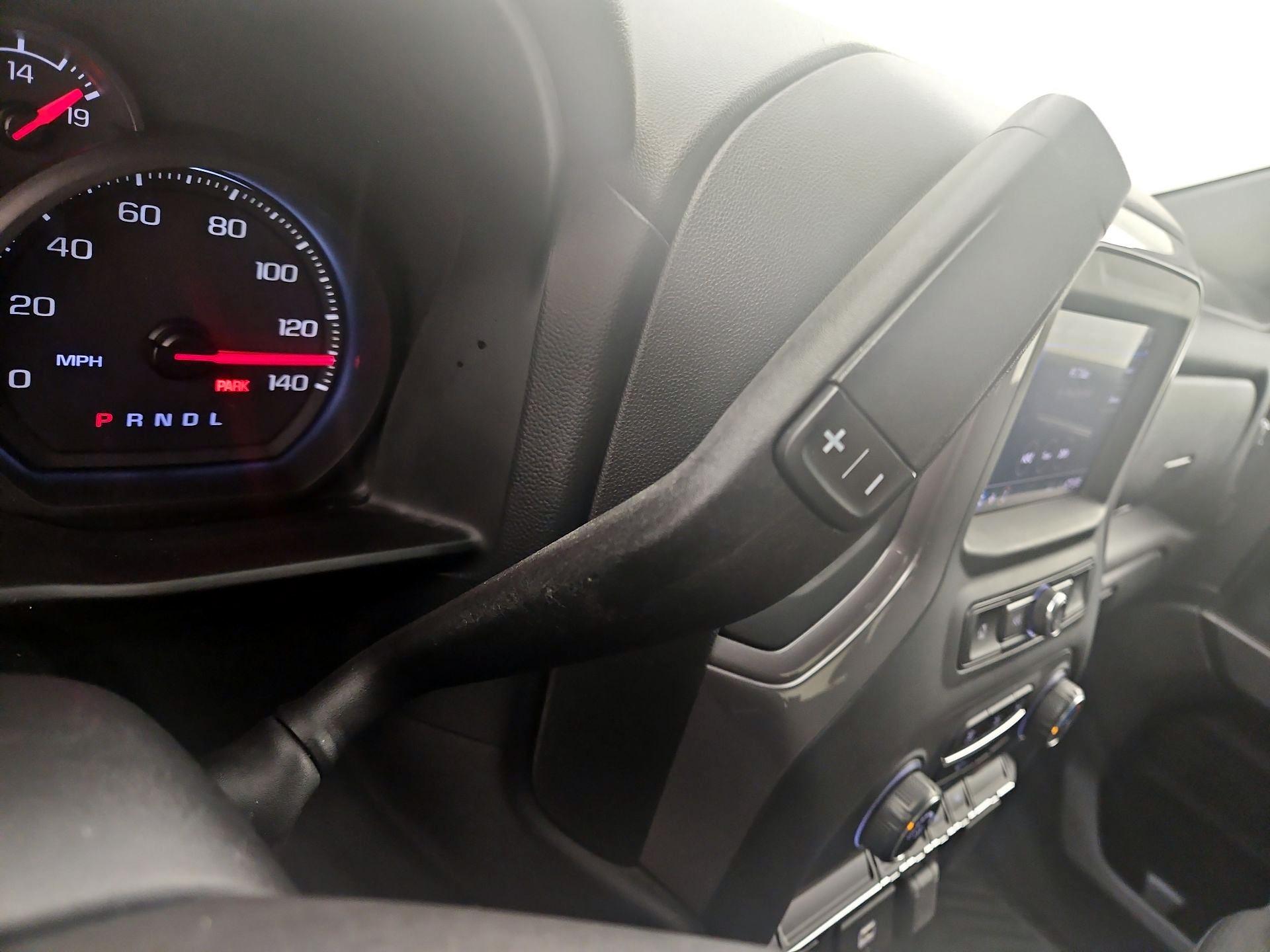 Thumbnail: 2020 Chevrolet Silverado 1500 - 17