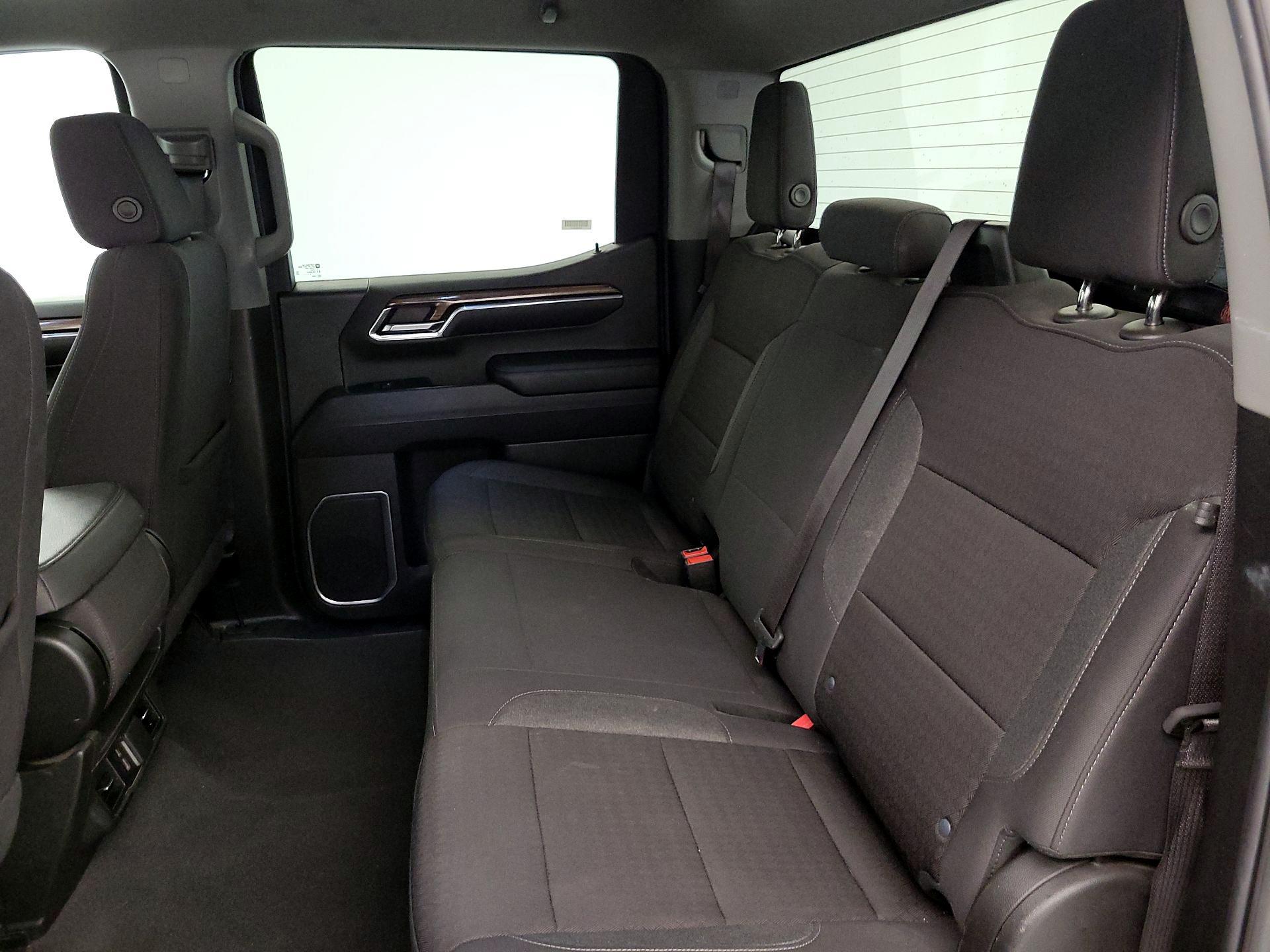 Thumbnail: 2024 Chevrolet Silverado 1500 - 19