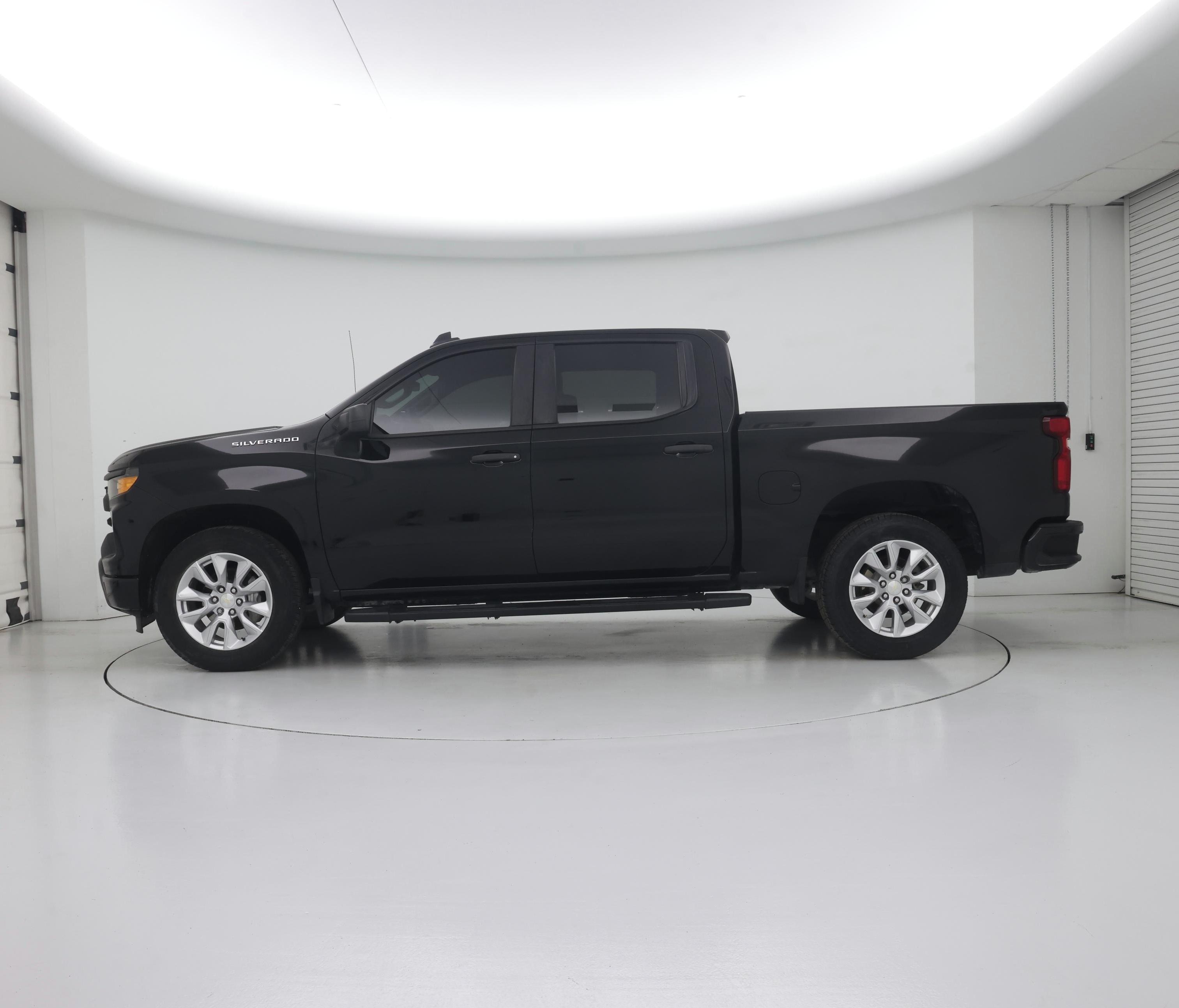 Thumbnail: 2022 Chevrolet Silverado 1500 - 3