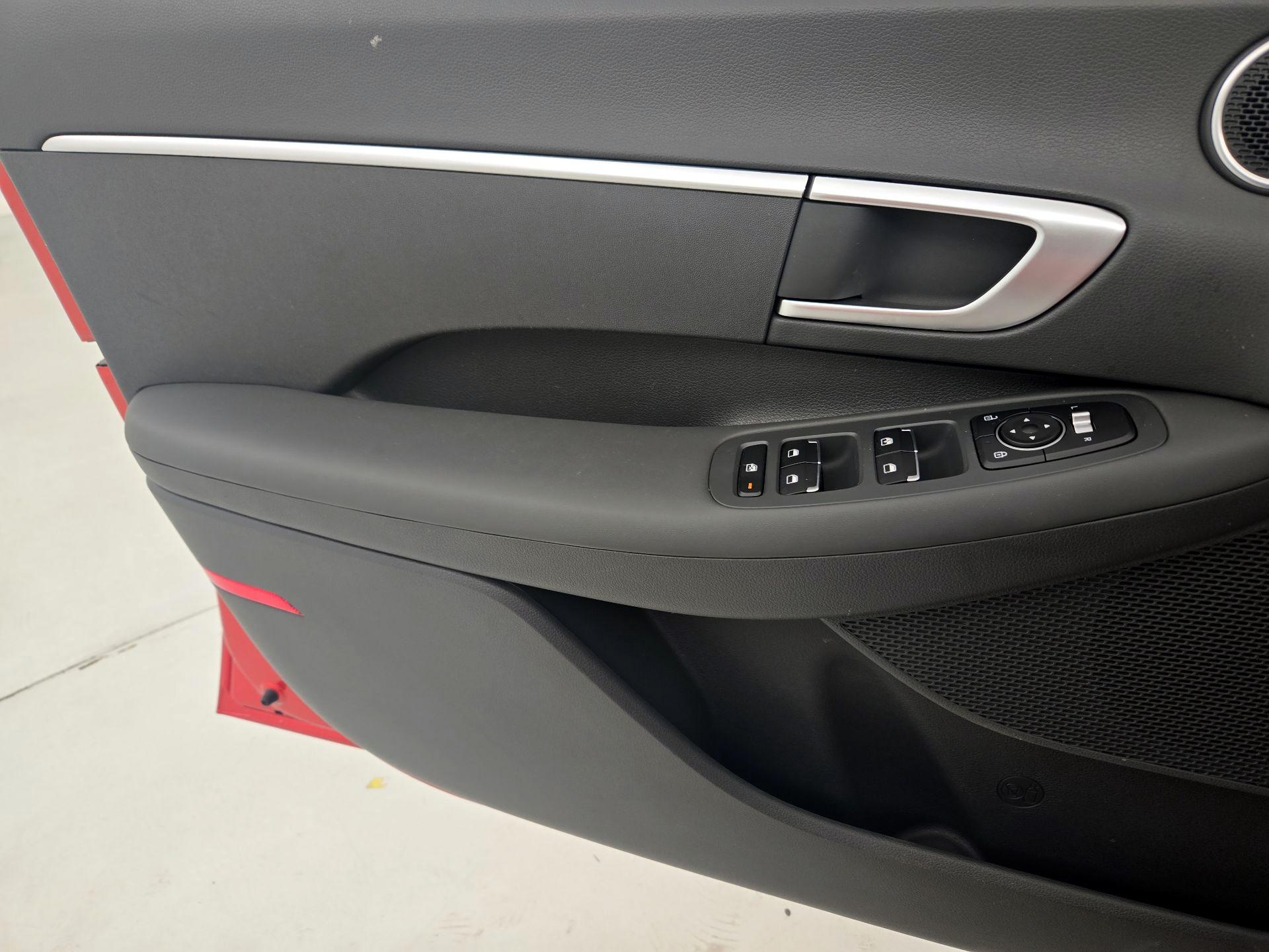 Thumbnail: 2022 Hyundai Sonata - 12