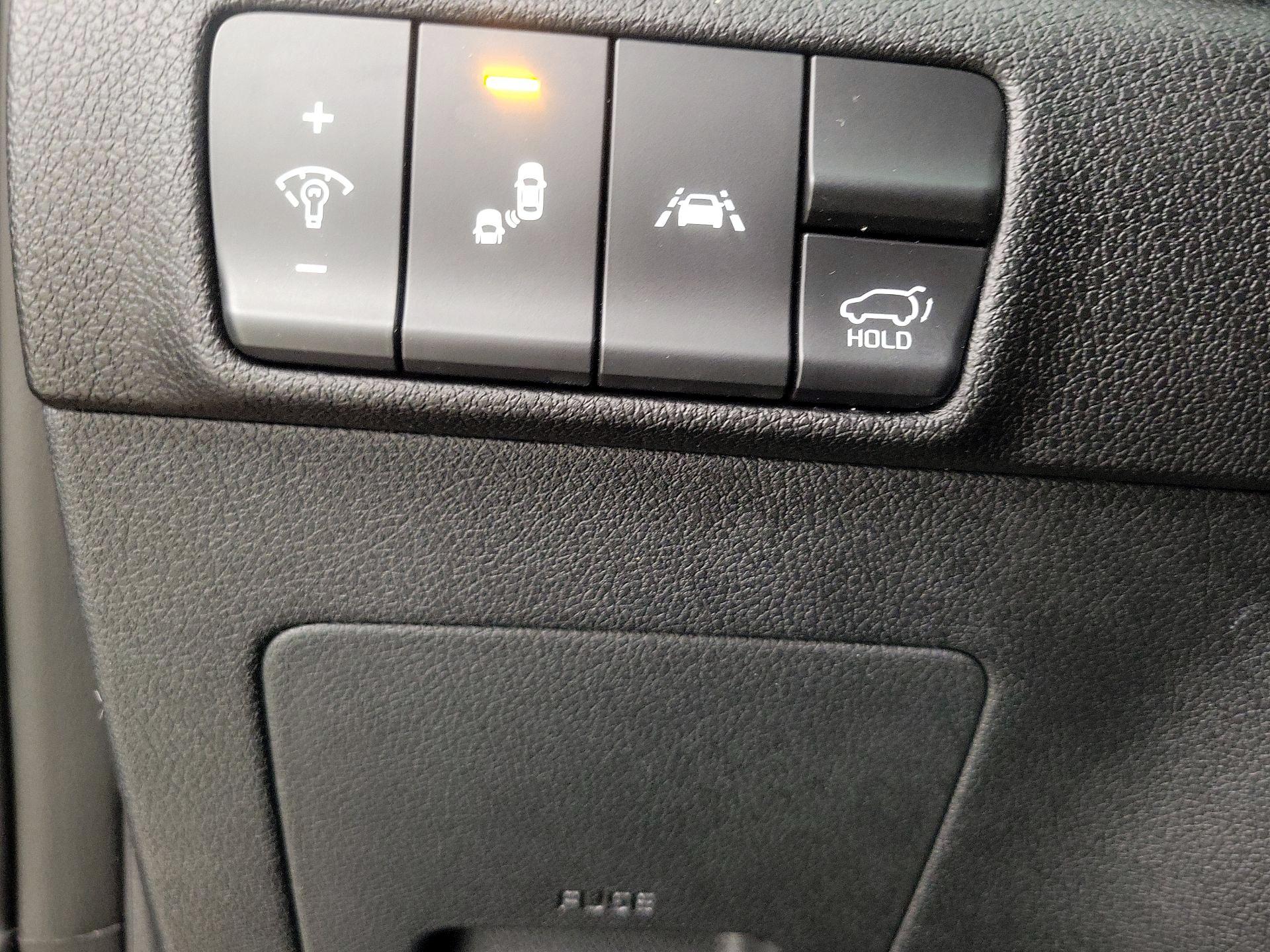 Thumbnail: 2020 Kia Sportage - 13