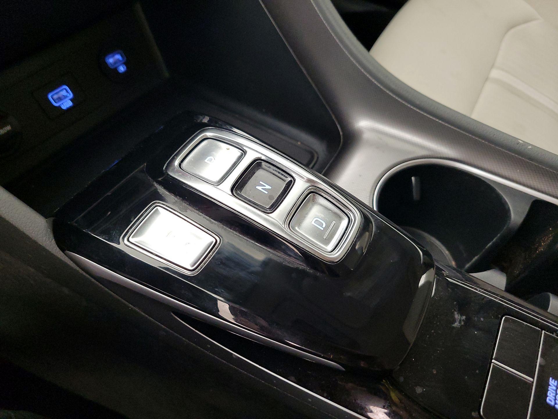 Thumbnail: 2023 Hyundai Sonata - 18