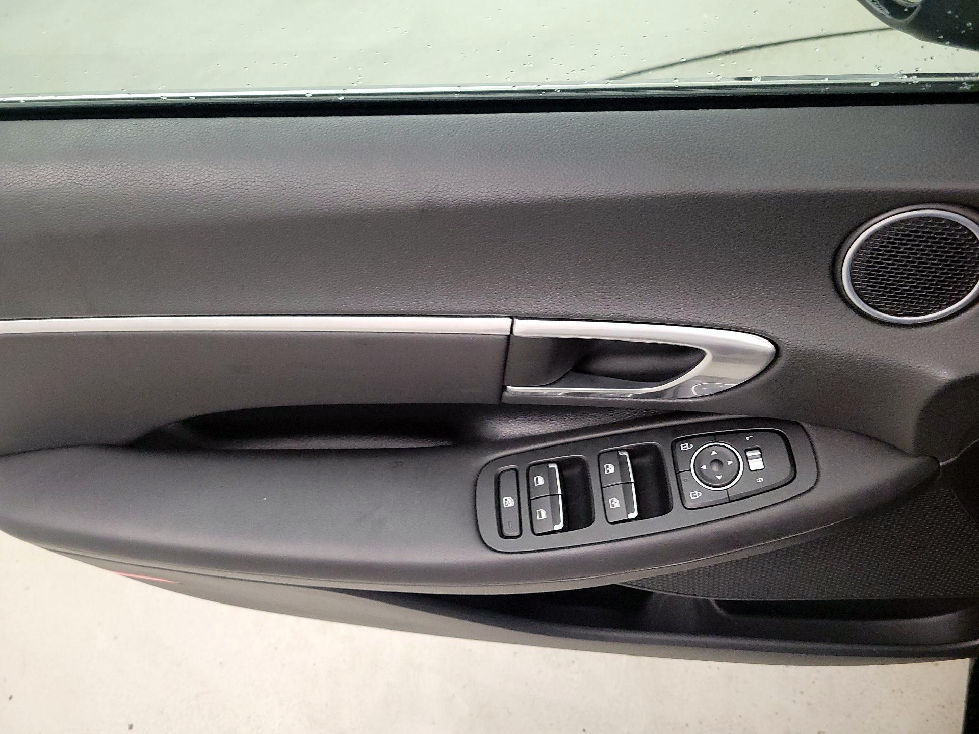 Thumbnail: 2023 Hyundai Sonata - 12