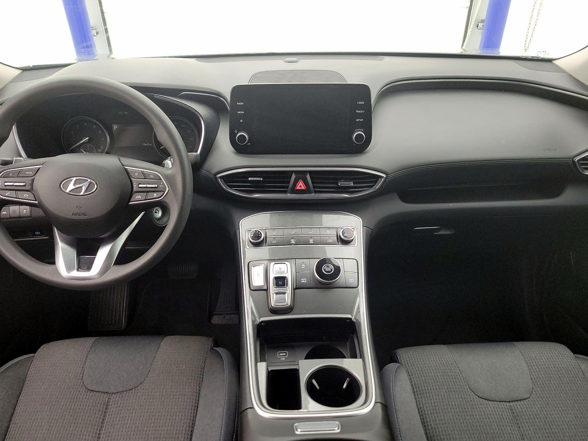 Thumbnail: 2023 Hyundai Santa Fe - 9