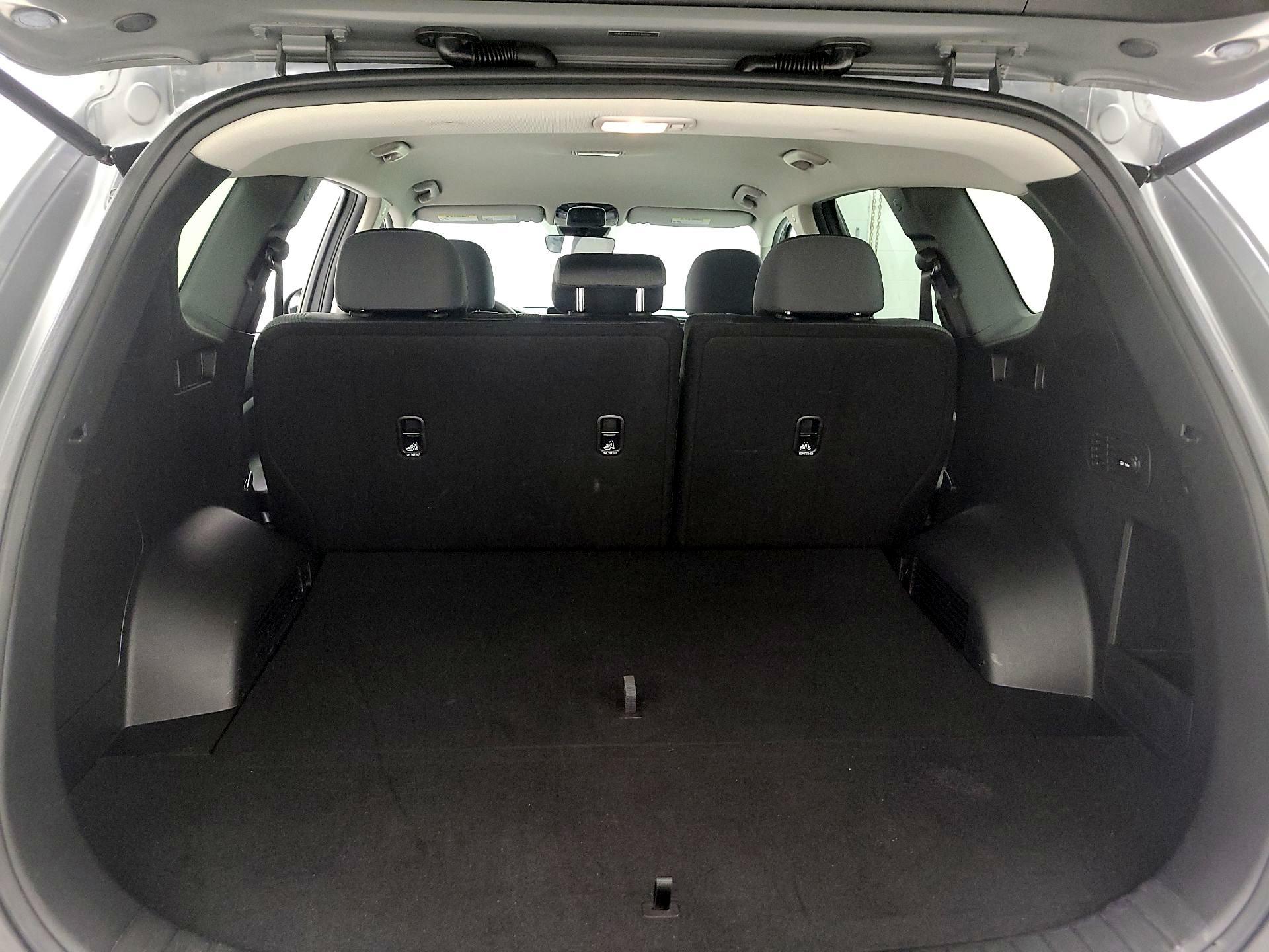 Thumbnail: 2023 Hyundai Santa Fe - 20