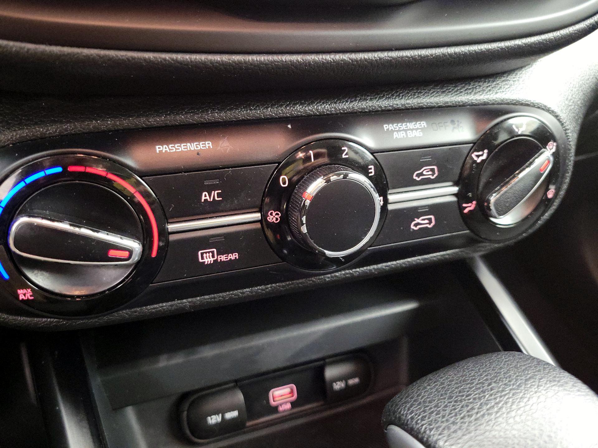 Thumbnail: 2021 Kia Soul - 16