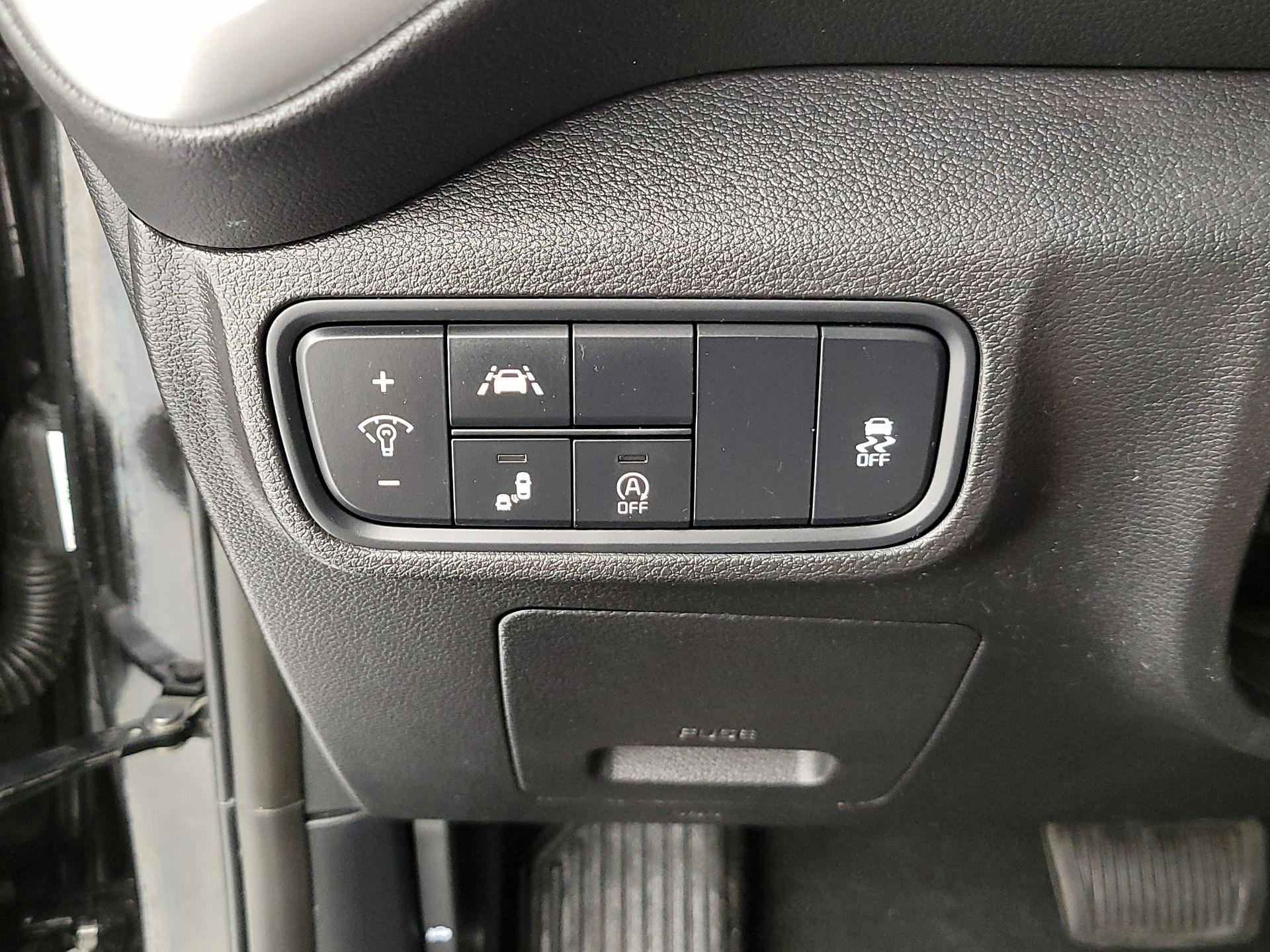 Thumbnail: 2021 Kia Soul - 13