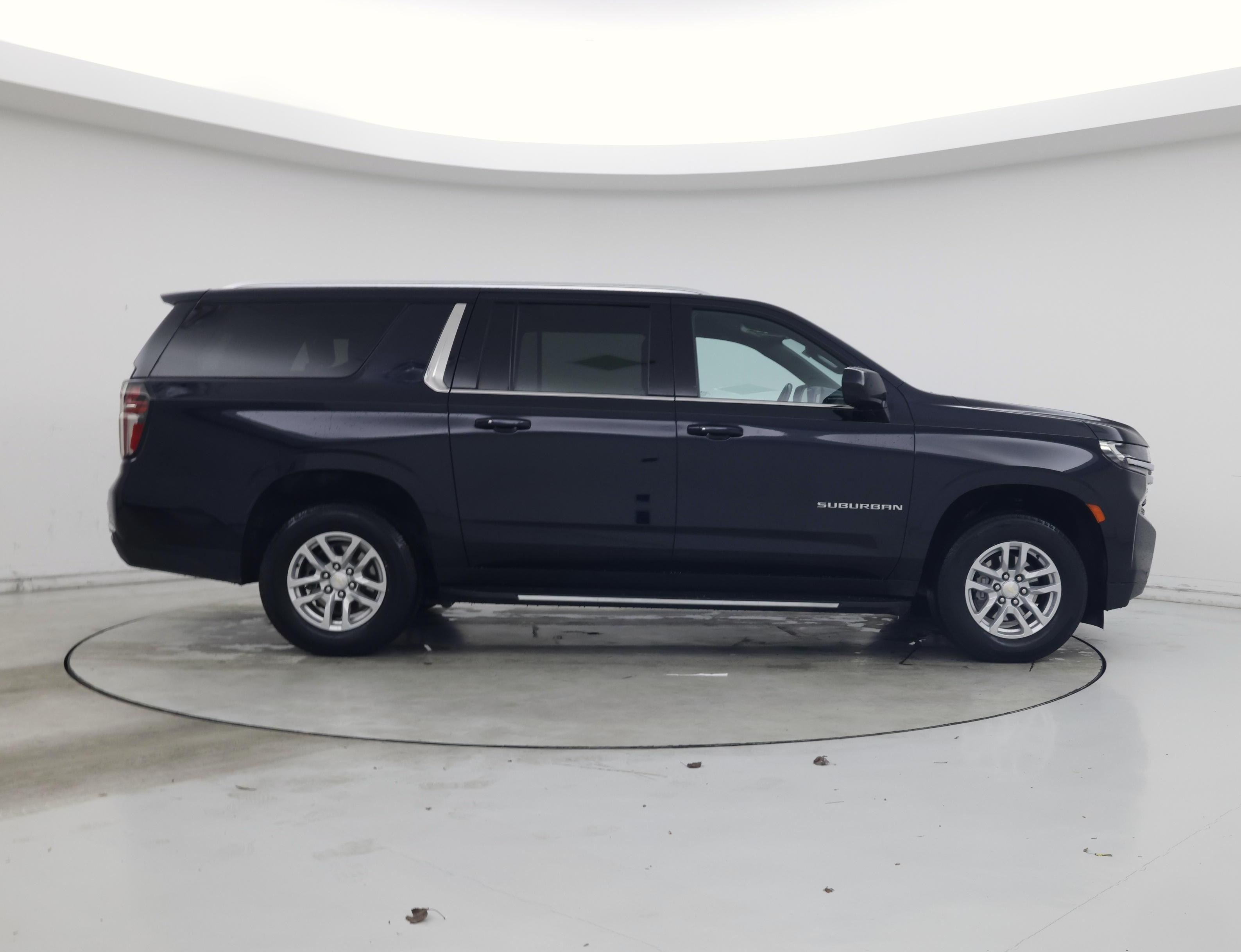 Thumbnail: 2023 Chevrolet Suburban - 7