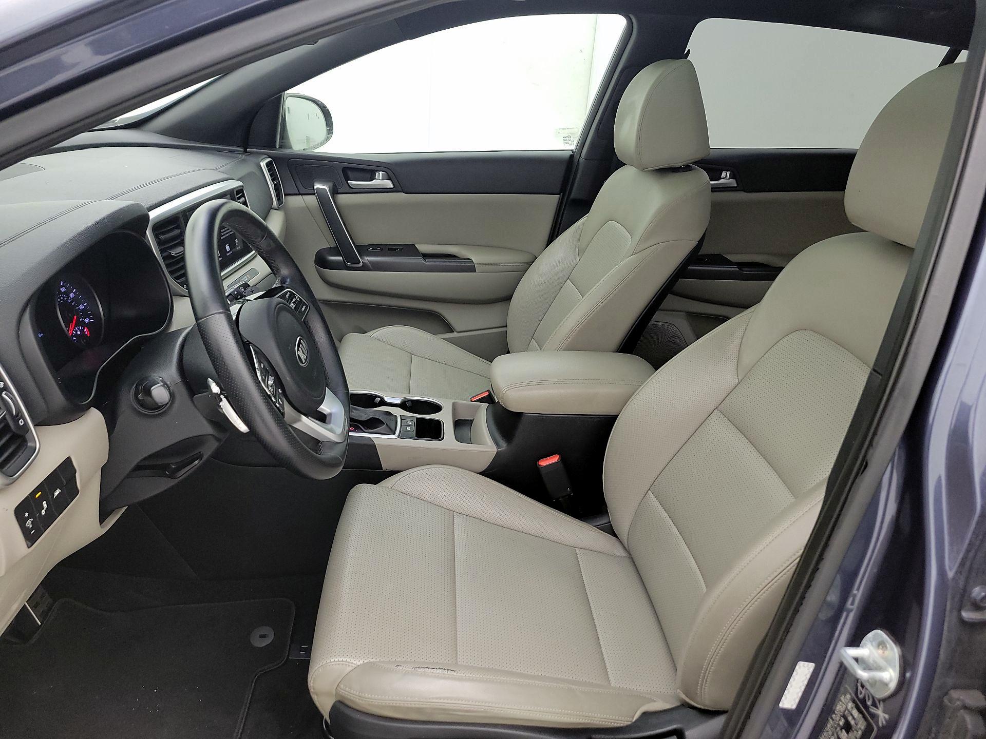 Thumbnail: 2020 Kia Sportage - 11