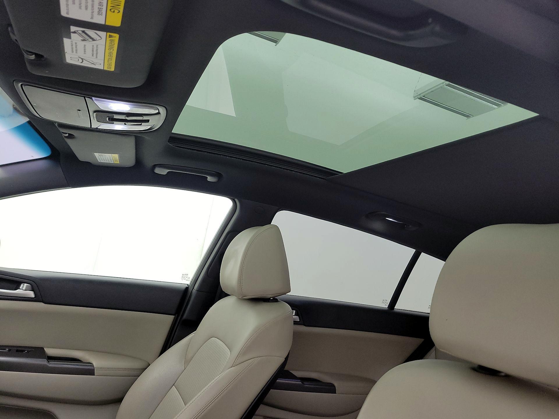 Thumbnail: 2020 Kia Sportage - 19