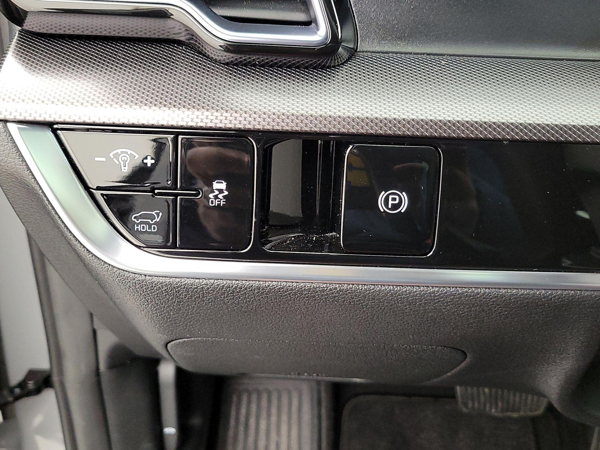 Thumbnail: 2023 Kia Sportage - 13