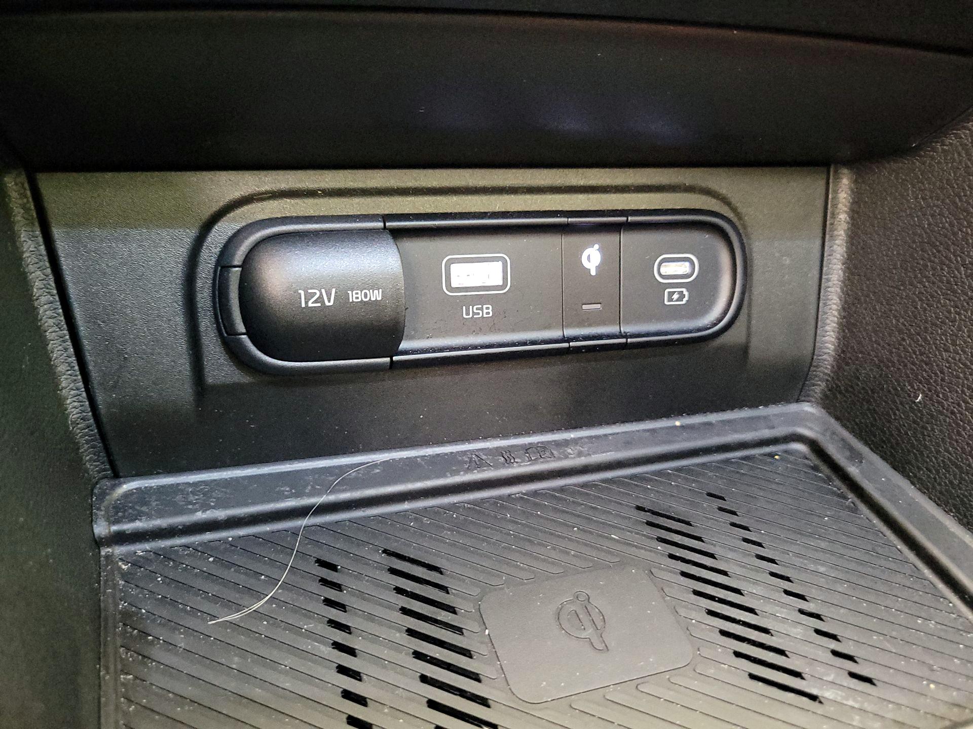 Thumbnail: 2023 Kia Sportage - 19