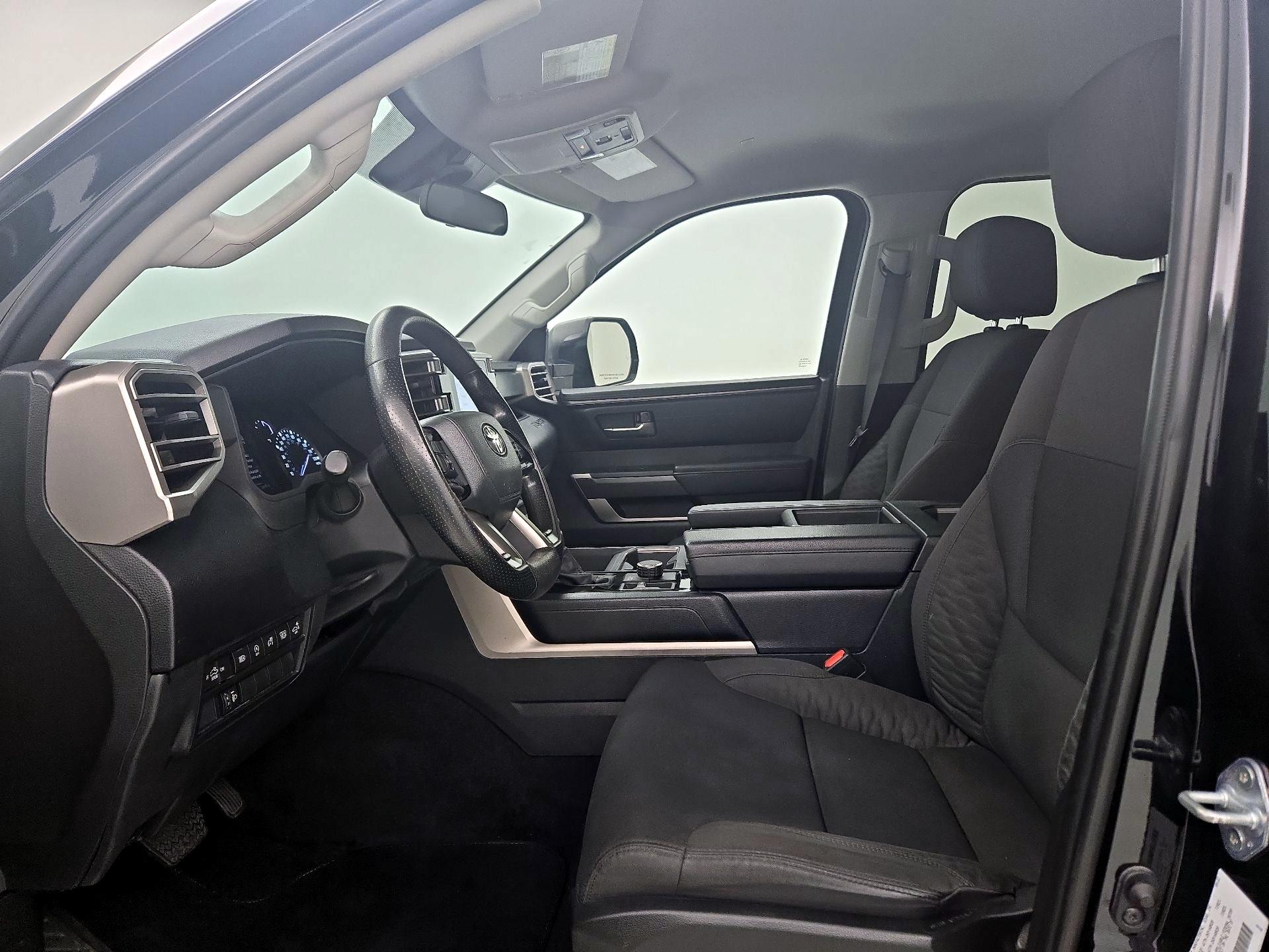 Thumbnail: 2022 Toyota Tundra - 11