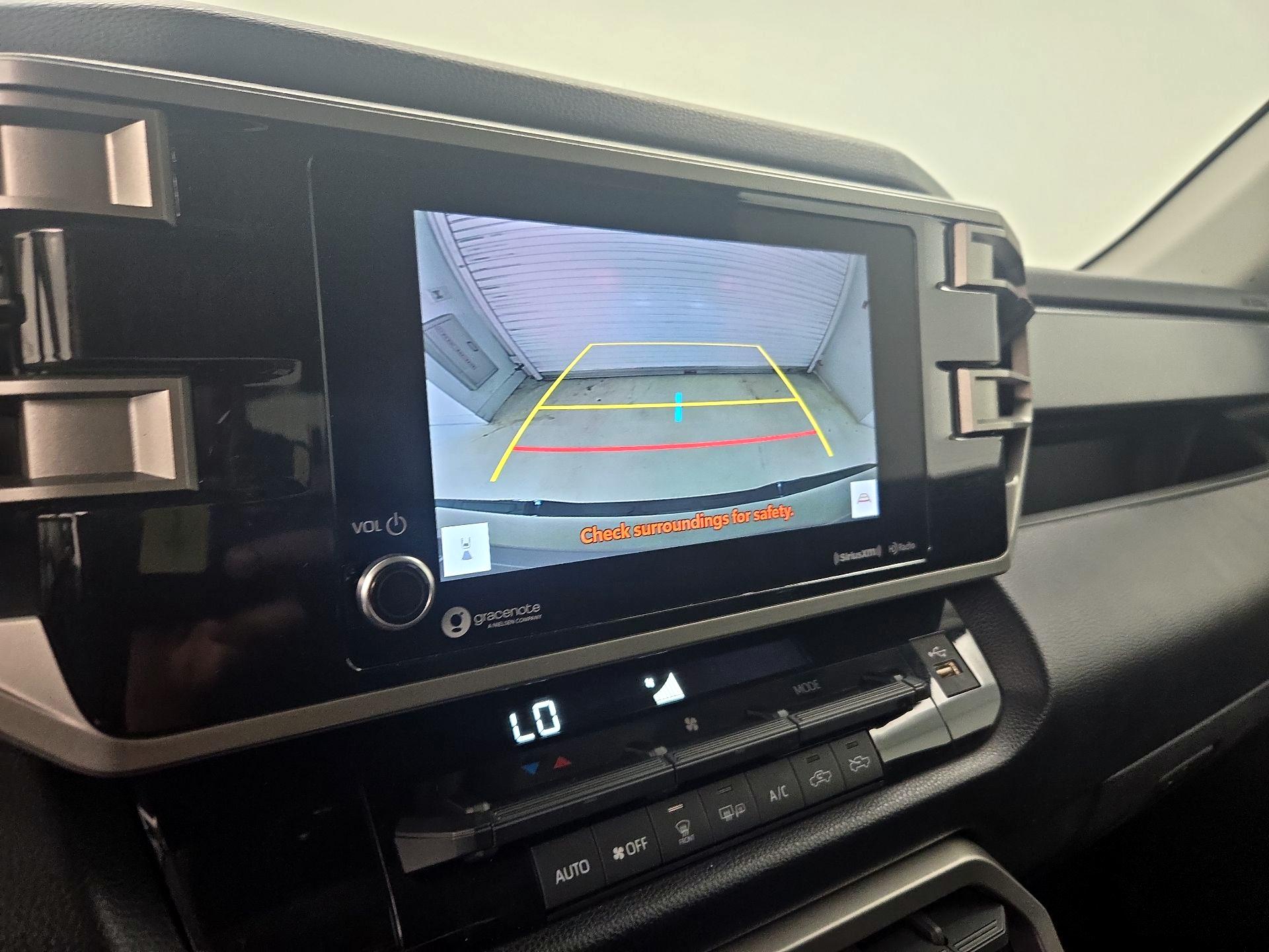 Thumbnail: 2022 Toyota Tundra - 14