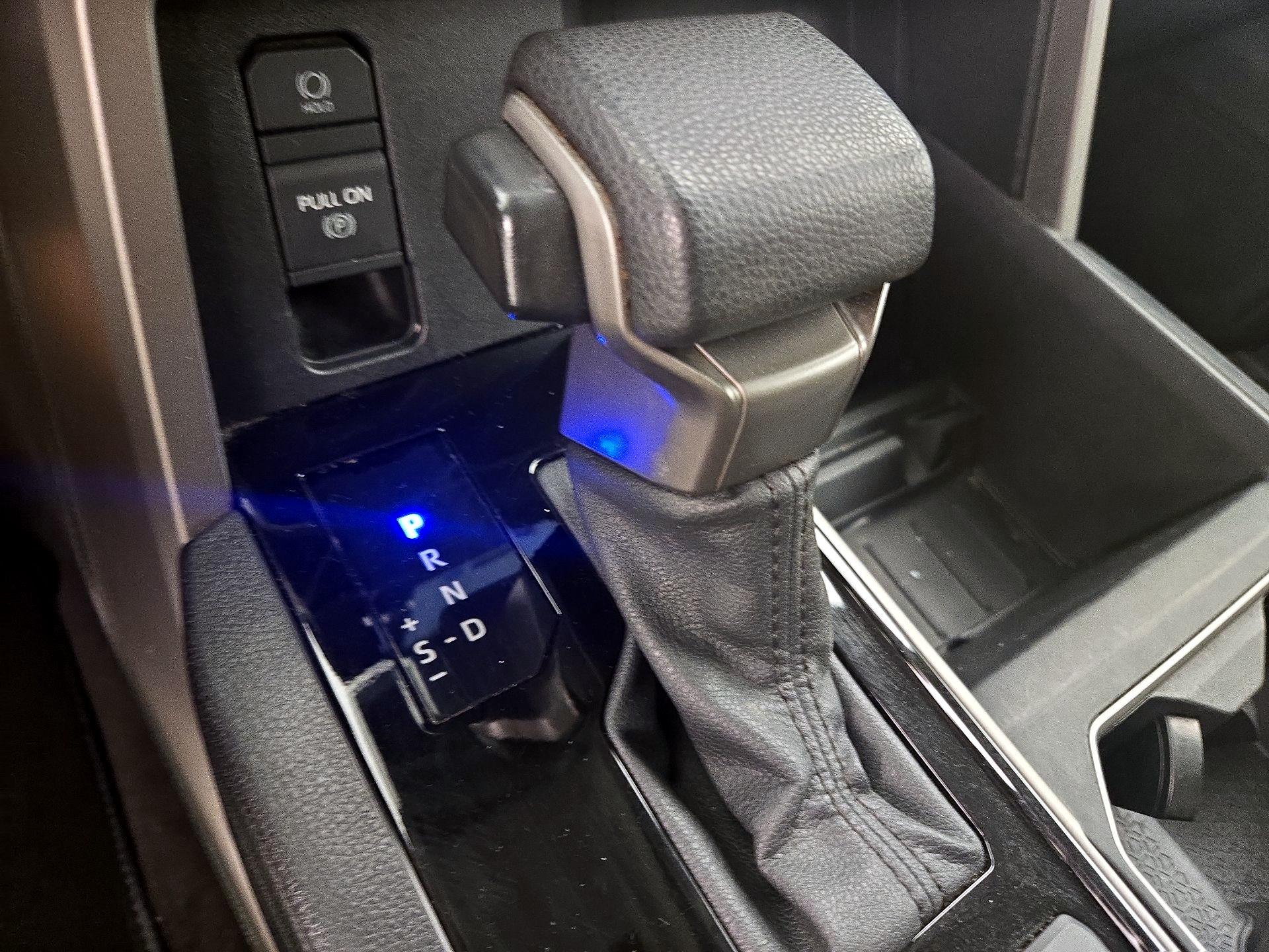 Thumbnail: 2022 Toyota Tundra - 17