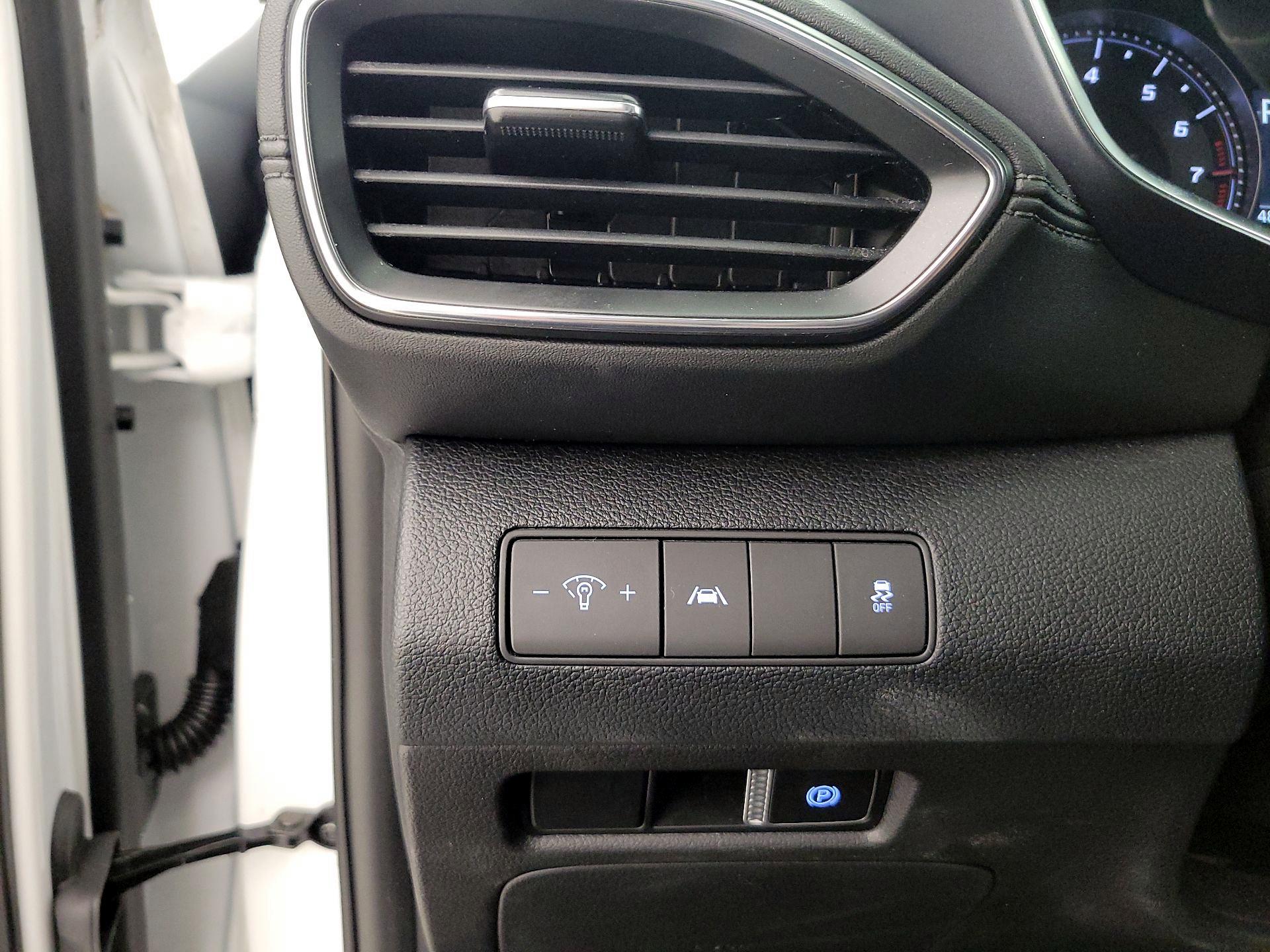 Thumbnail: 2023 Hyundai Santa Fe - 13