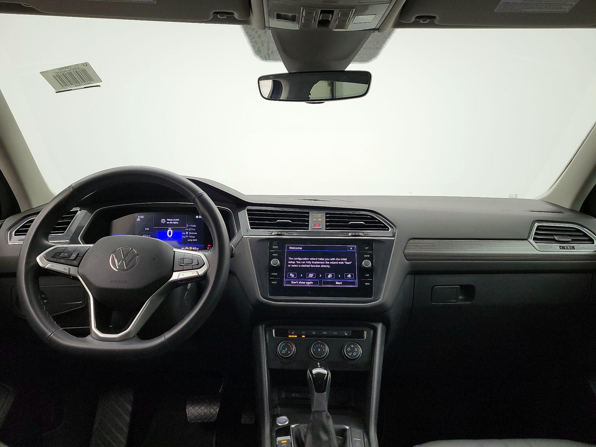 Thumbnail: 2024 Volkswagen Tiguan - 9