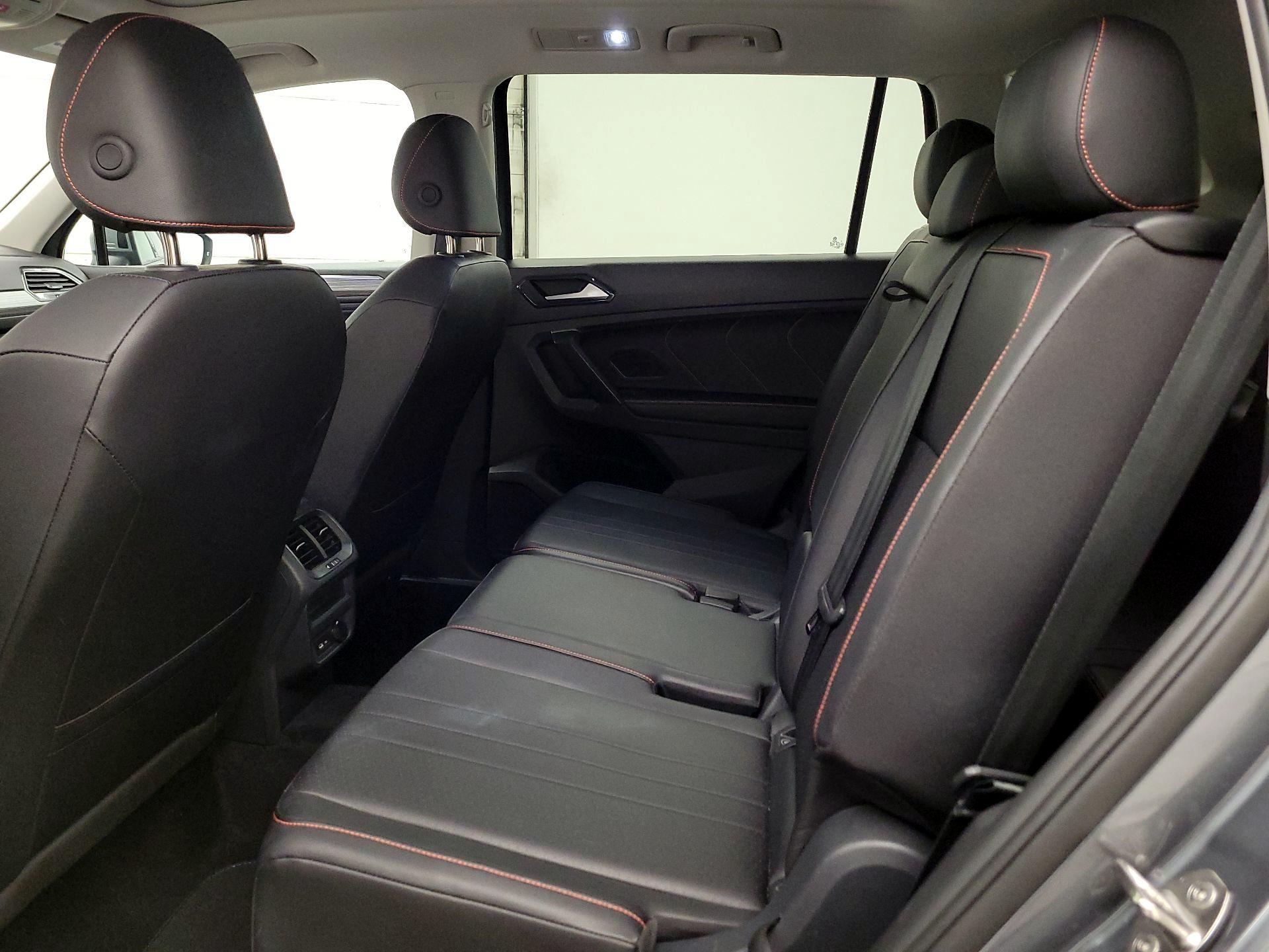 Thumbnail: 2024 Volkswagen Tiguan - 19