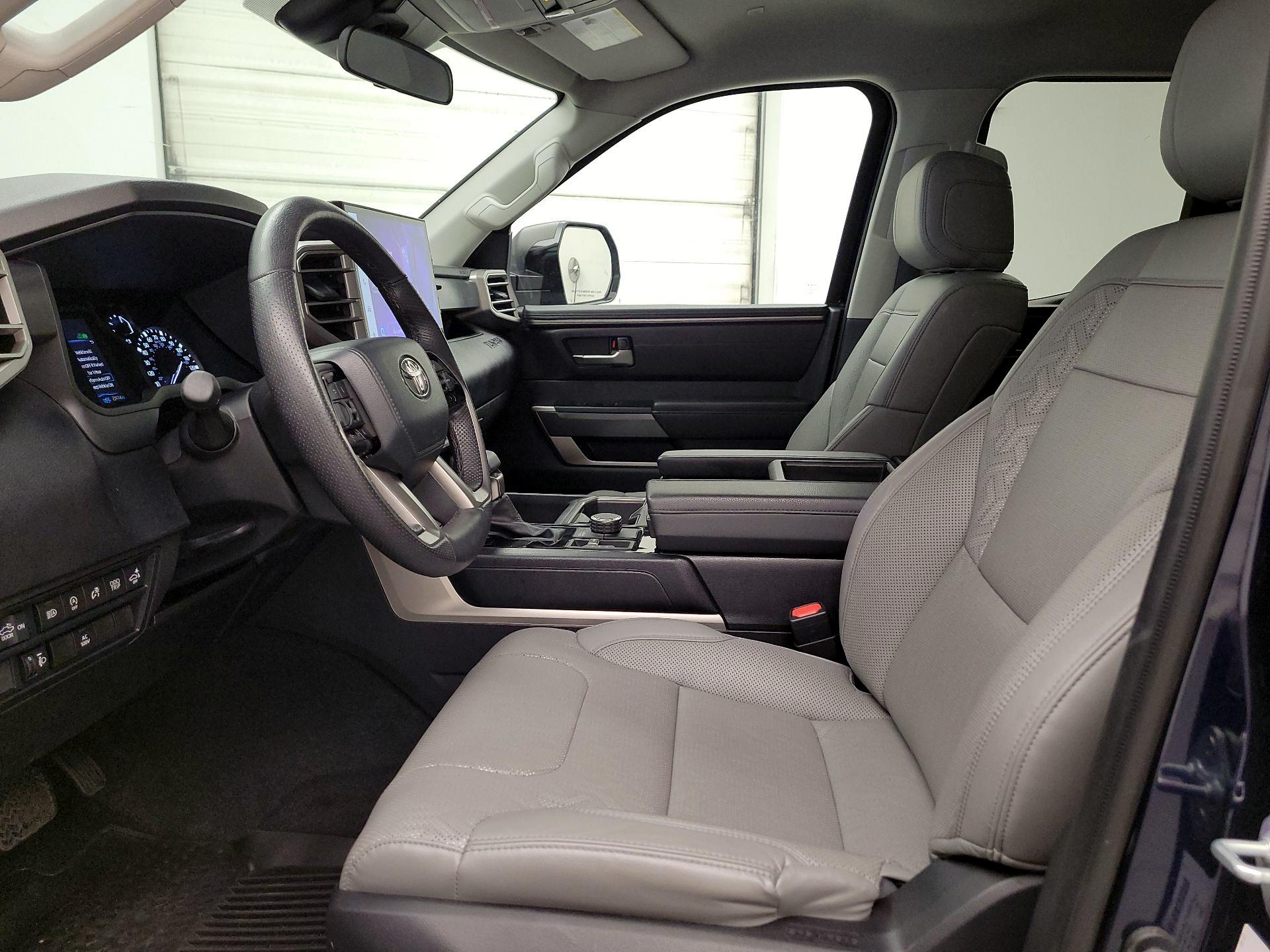 Thumbnail: 2024 Toyota Tundra - 11