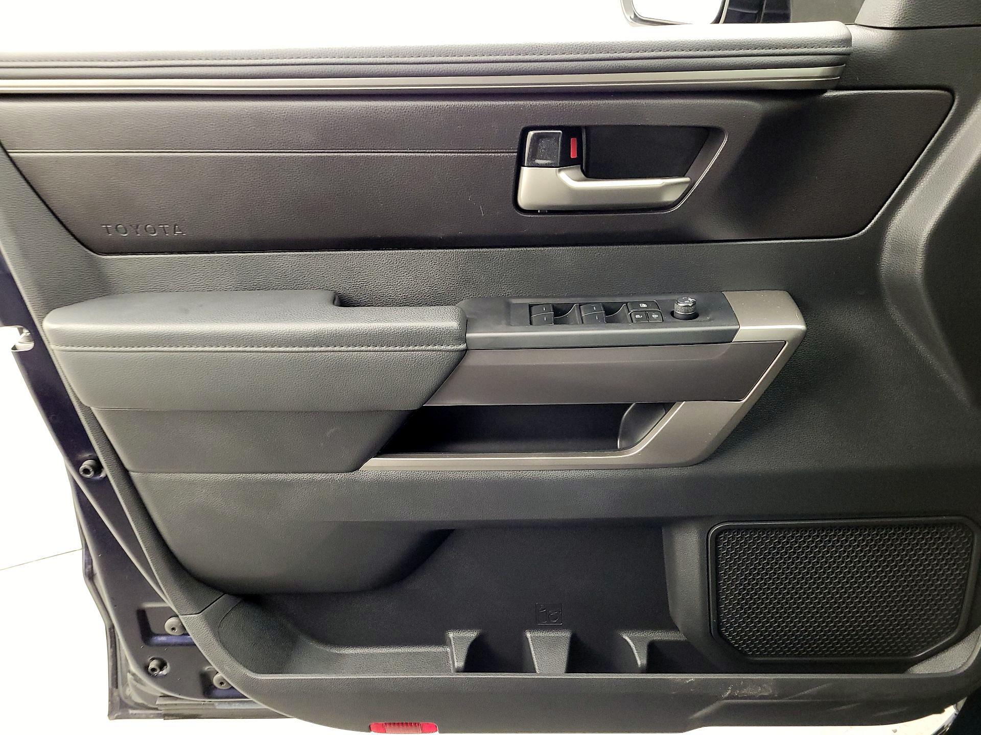 Thumbnail: 2024 Toyota Tundra - 12