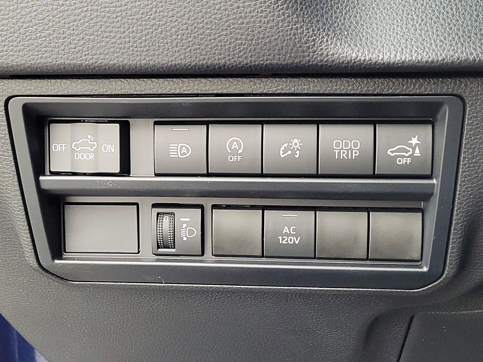 2024 Toyota Tundra SR5 - Photo 14