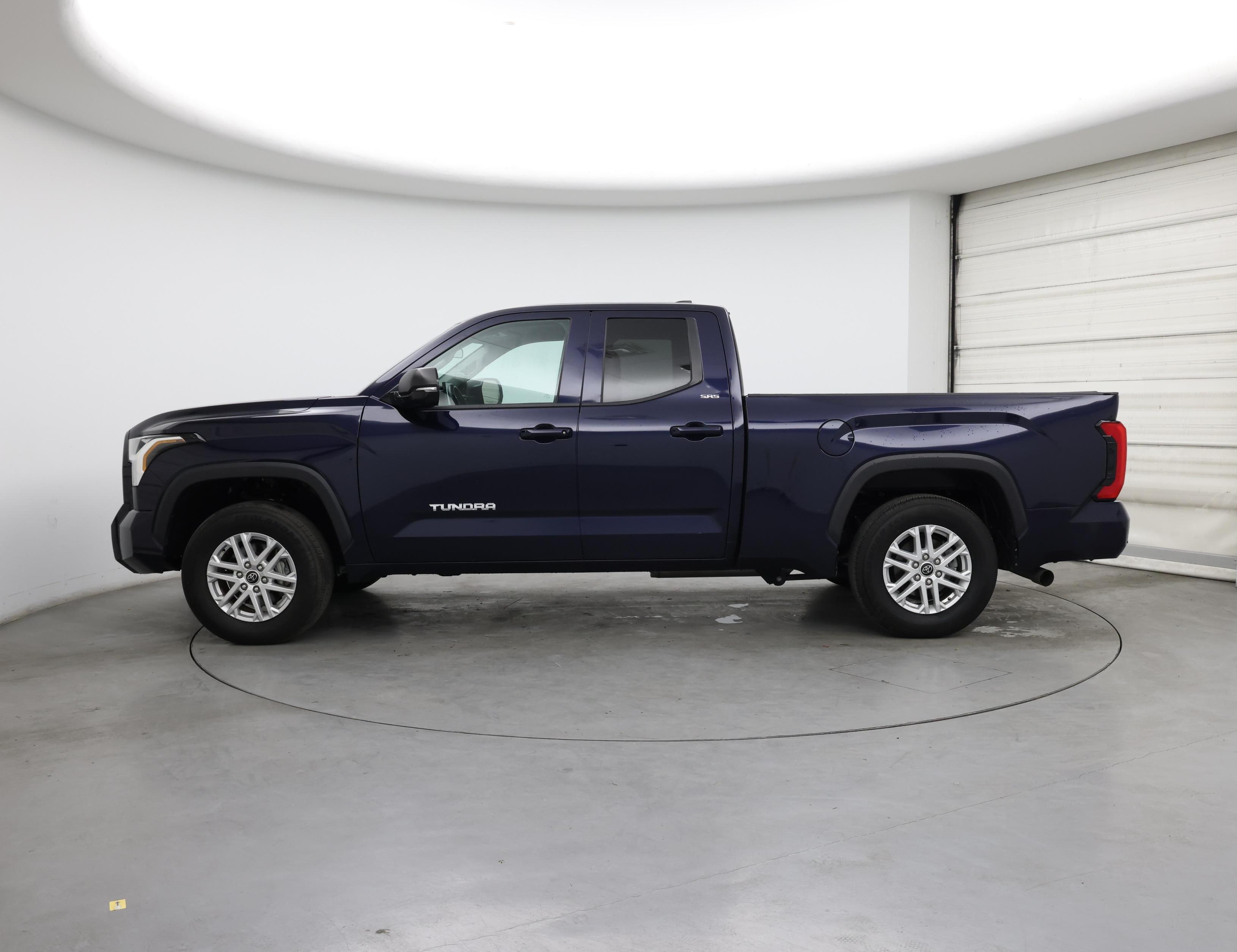 Thumbnail: 2024 Toyota Tundra - 3