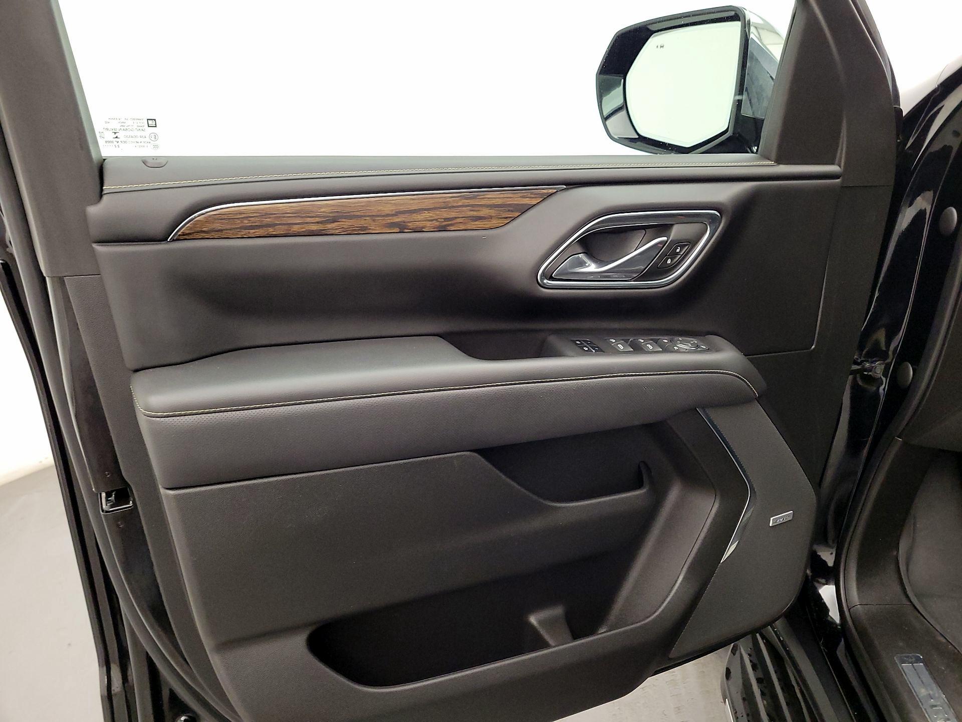 Thumbnail: 2023 Chevrolet Tahoe - 12