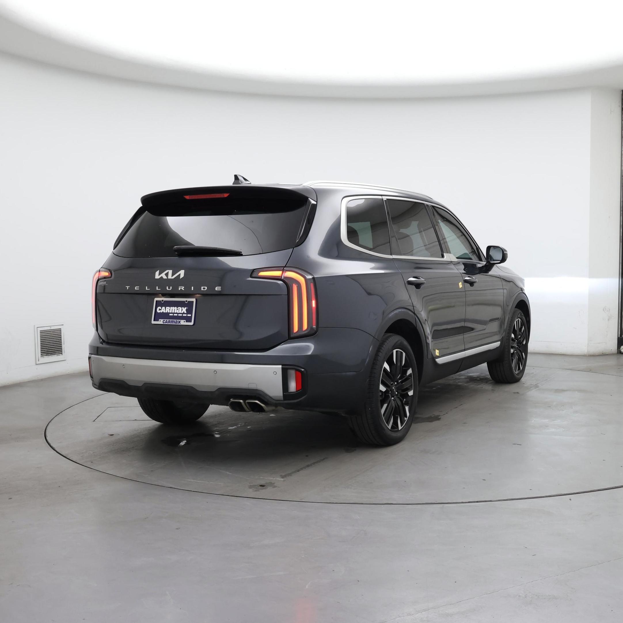 Thumbnail: 2023 Kia Telluride - 8