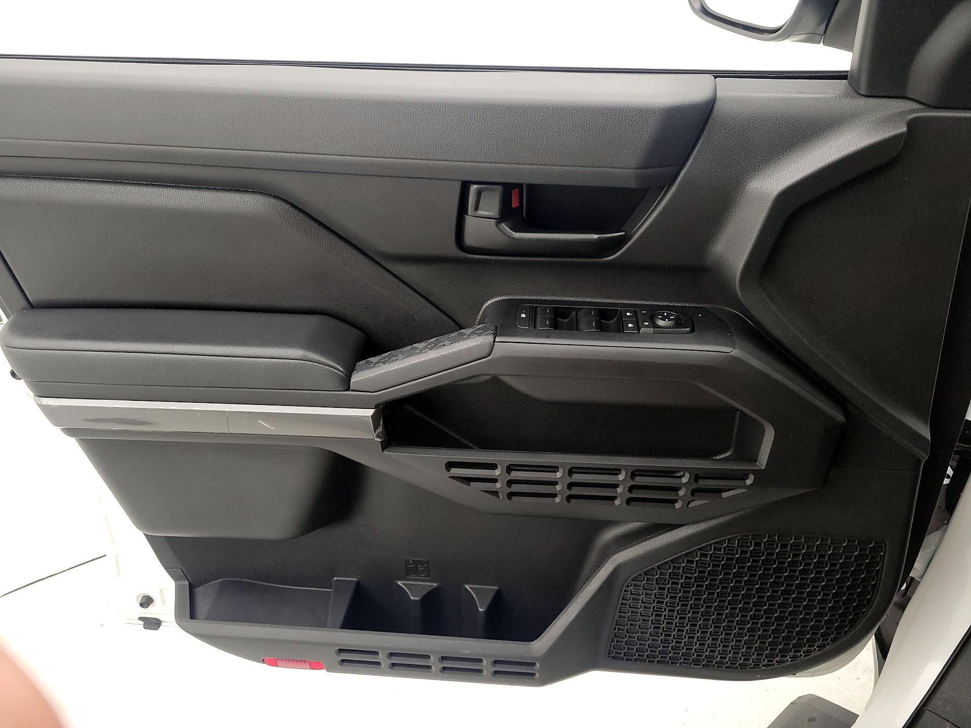 Thumbnail: 2024 Toyota Tacoma - 12