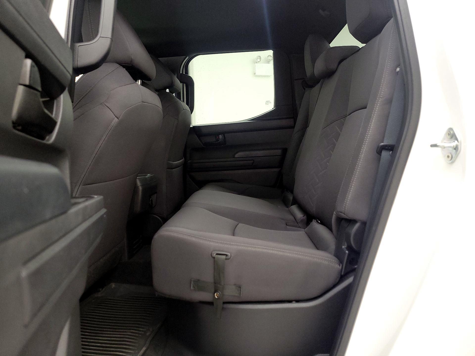 Thumbnail: 2024 Toyota Tacoma - 19