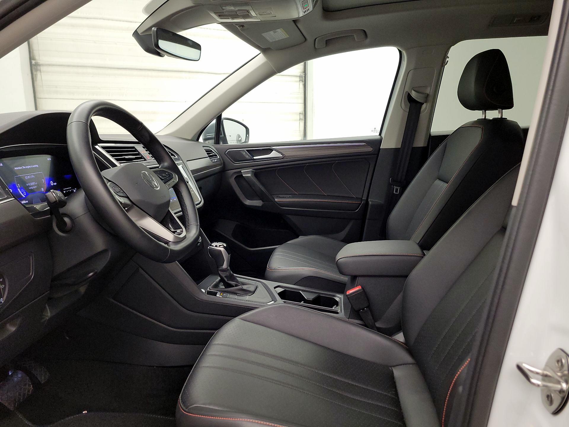 Thumbnail: 2024 Volkswagen Tiguan - 11