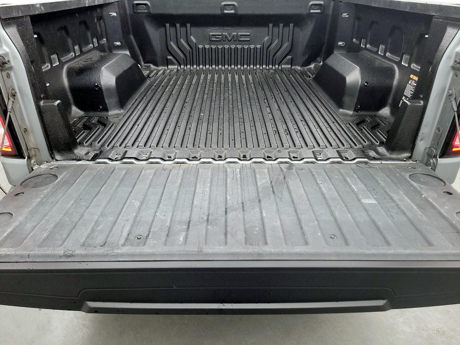 Thumbnail: 2024 GMC Sierra 1500 - 16