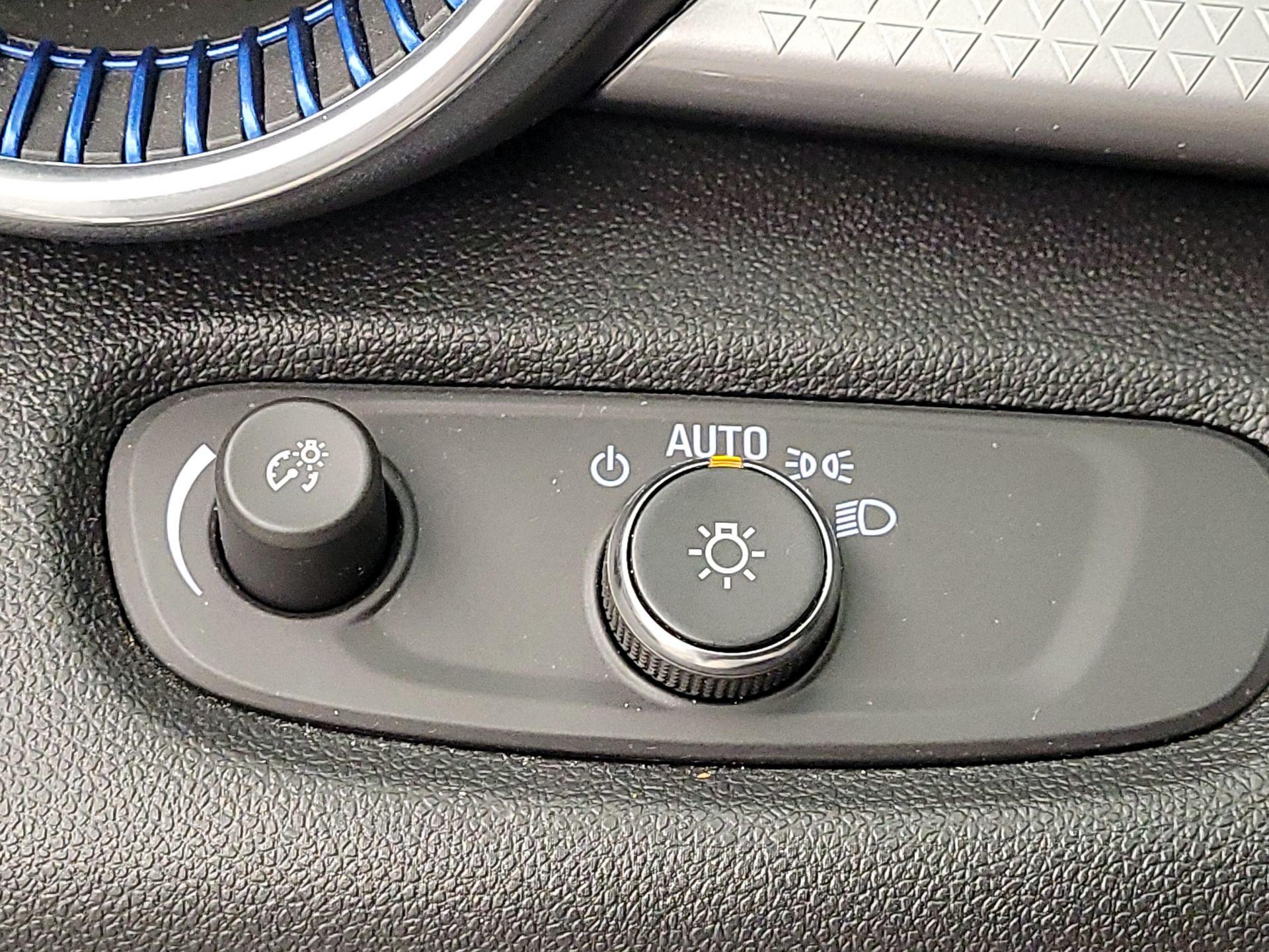 Thumbnail: 2025 Chevrolet Trax - 13