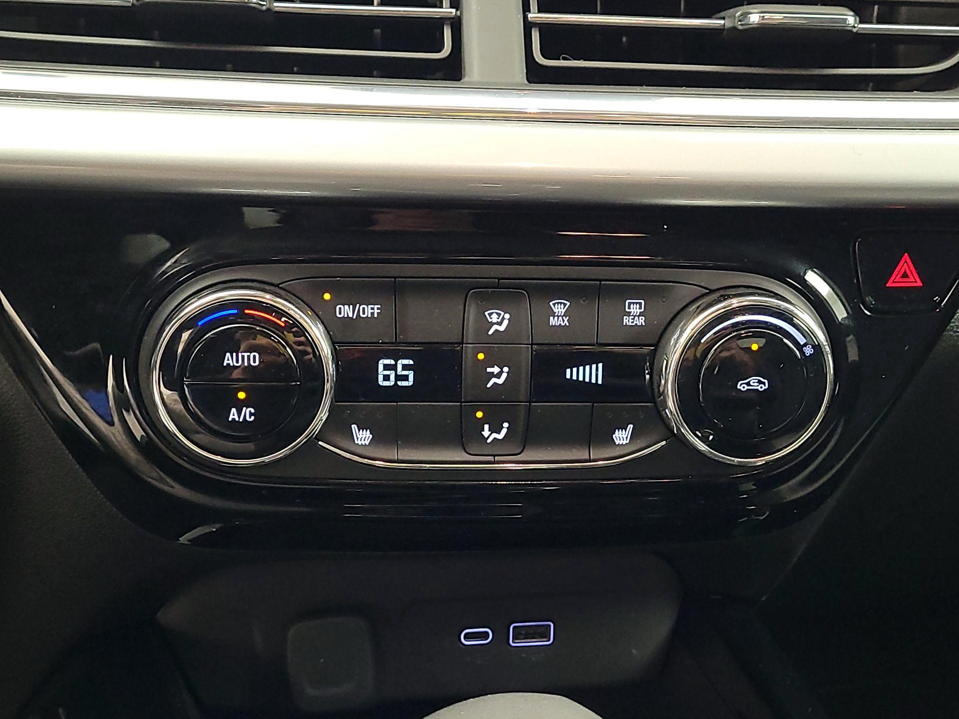 Thumbnail: 2025 Chevrolet Trax - 16