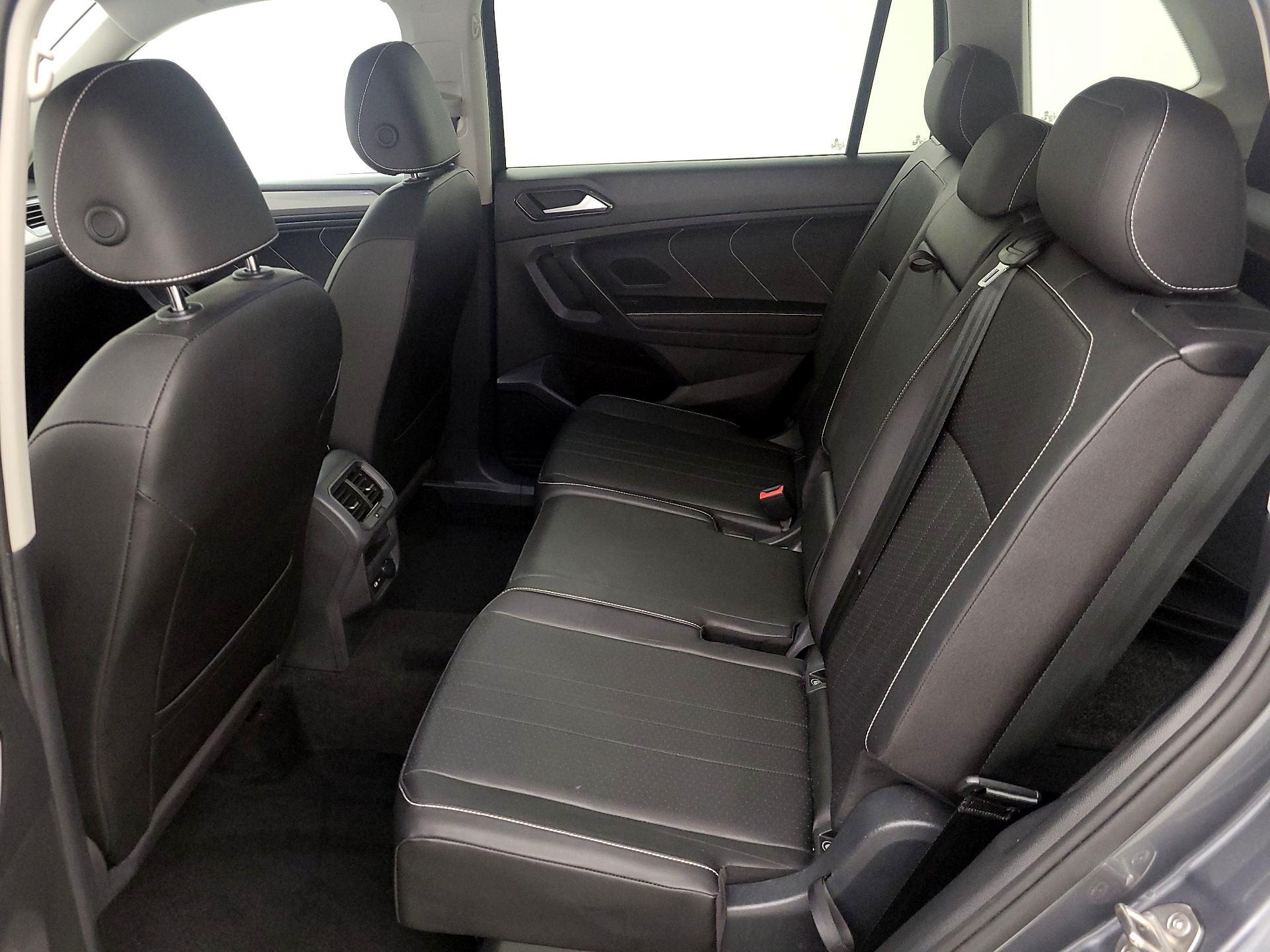 Thumbnail: 2023 Volkswagen Tiguan - 20