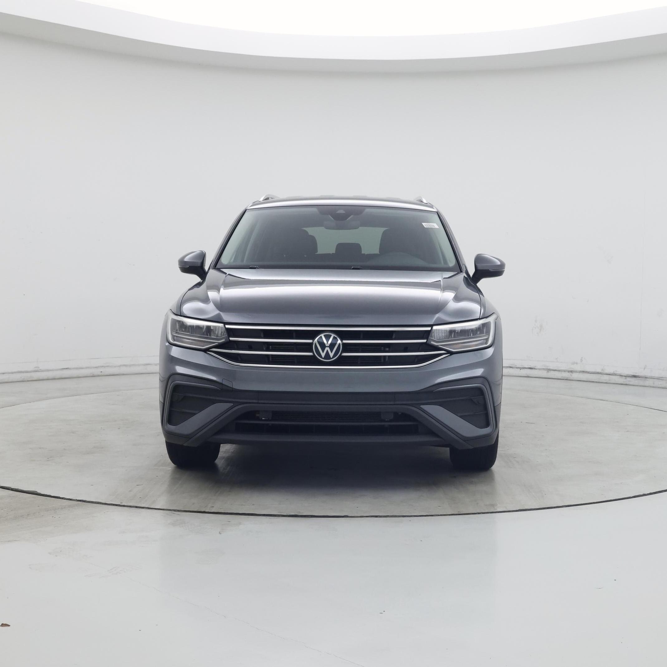 Thumbnail: 2023 Volkswagen Tiguan - 5