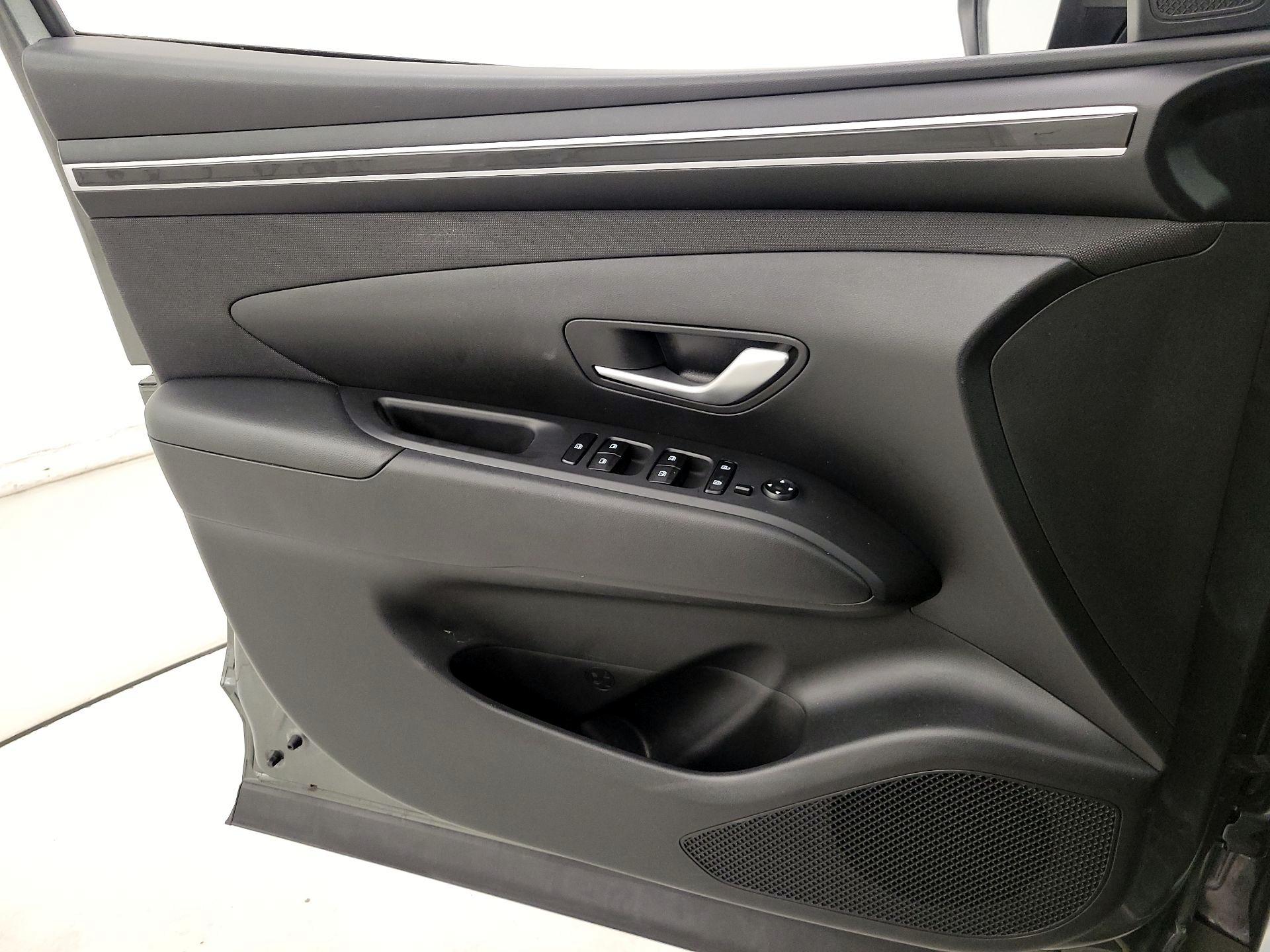 Thumbnail: 2023 Hyundai Tucson - 12