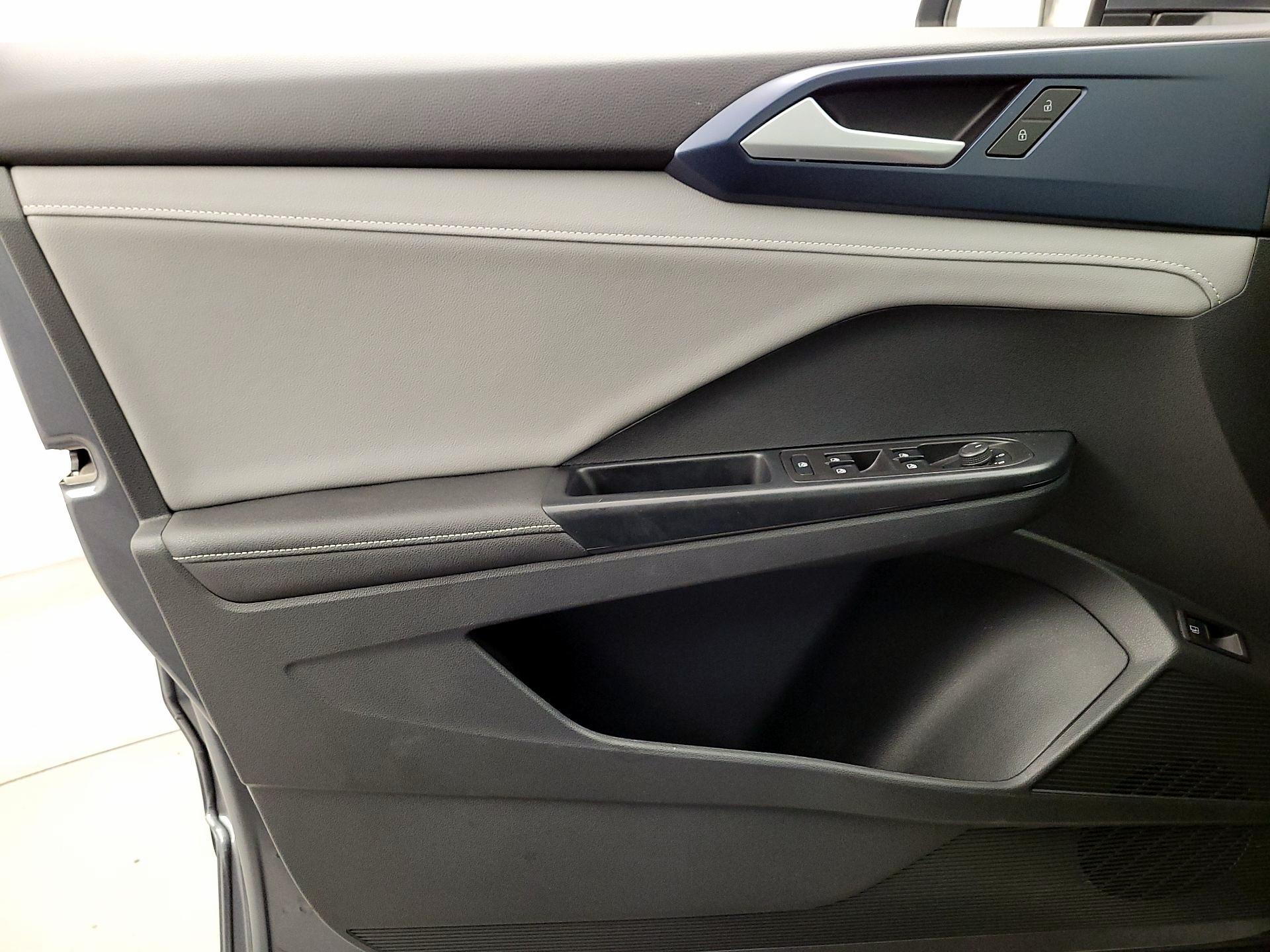 Thumbnail: 2024 Volkswagen Taos - 12