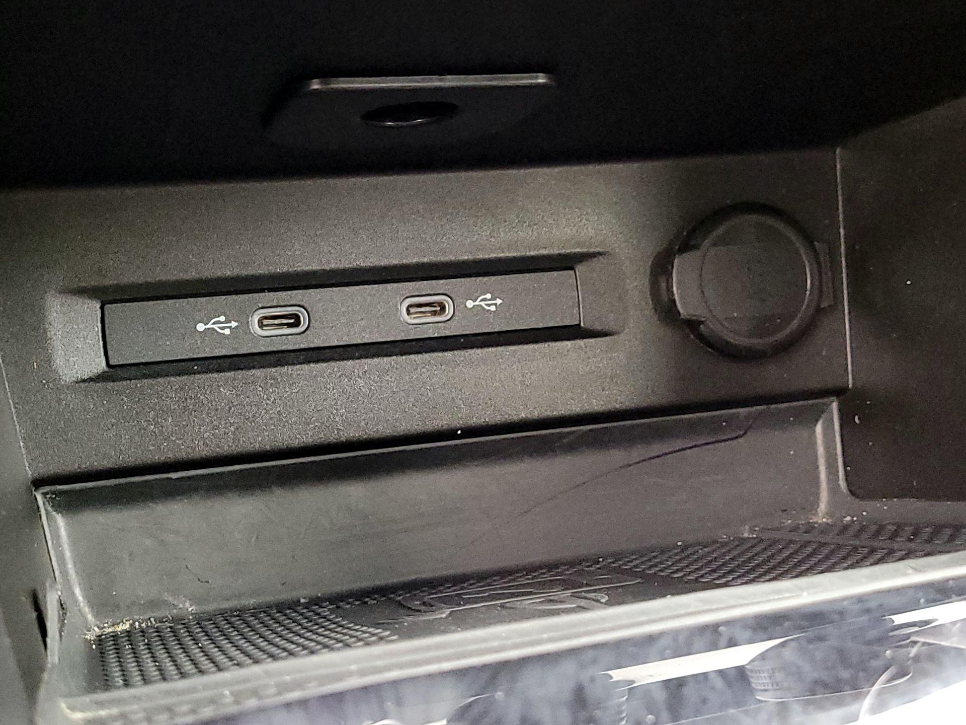 Thumbnail: 2024 Volkswagen Taos - 18