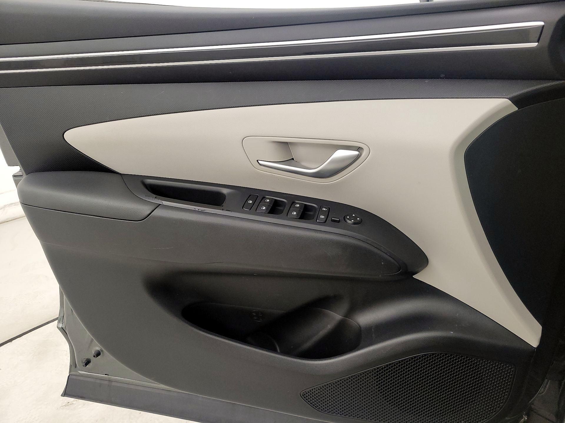 Thumbnail: 2022 Hyundai Tucson - 12