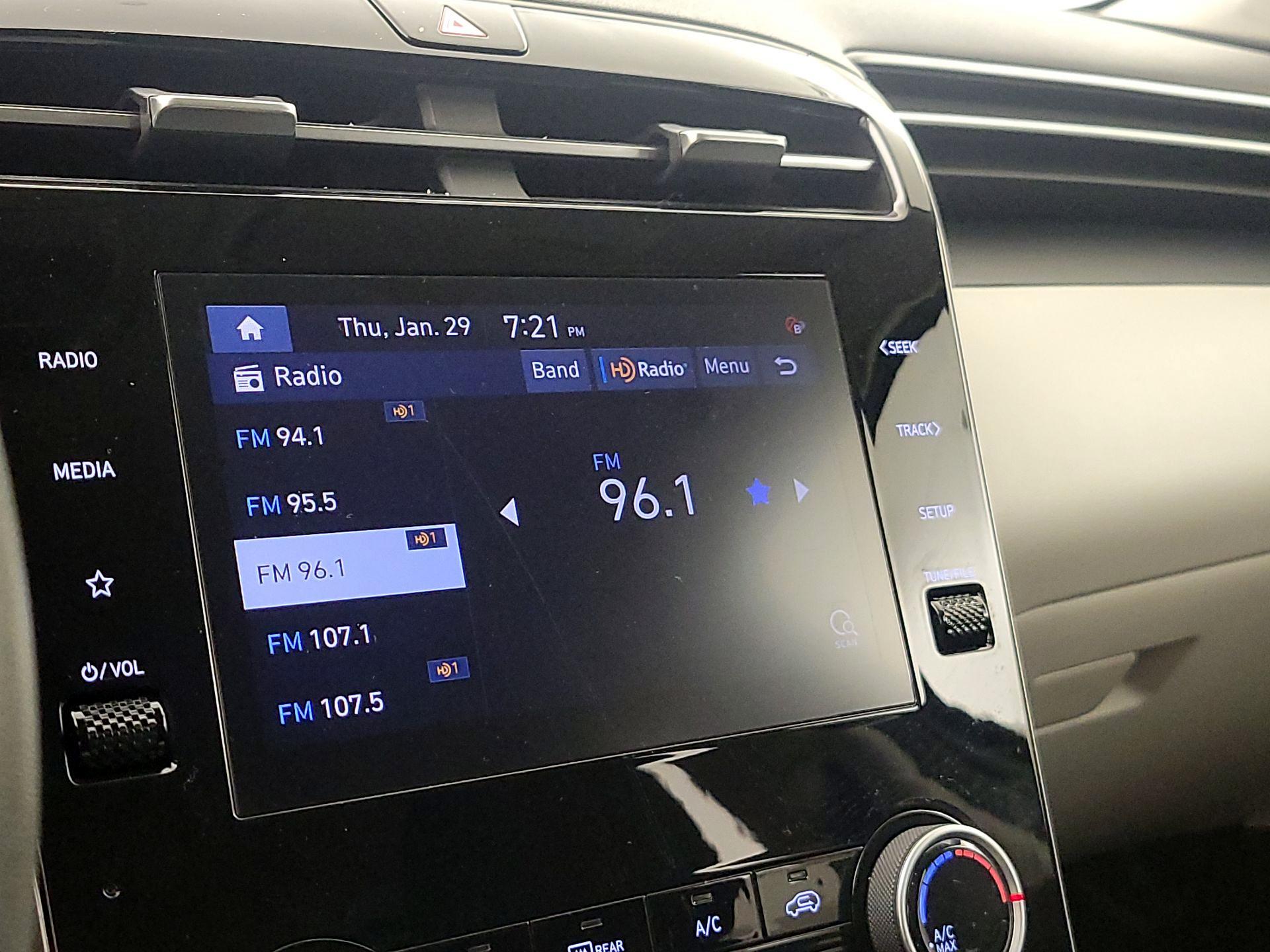 Thumbnail: 2022 Hyundai Tucson - 15