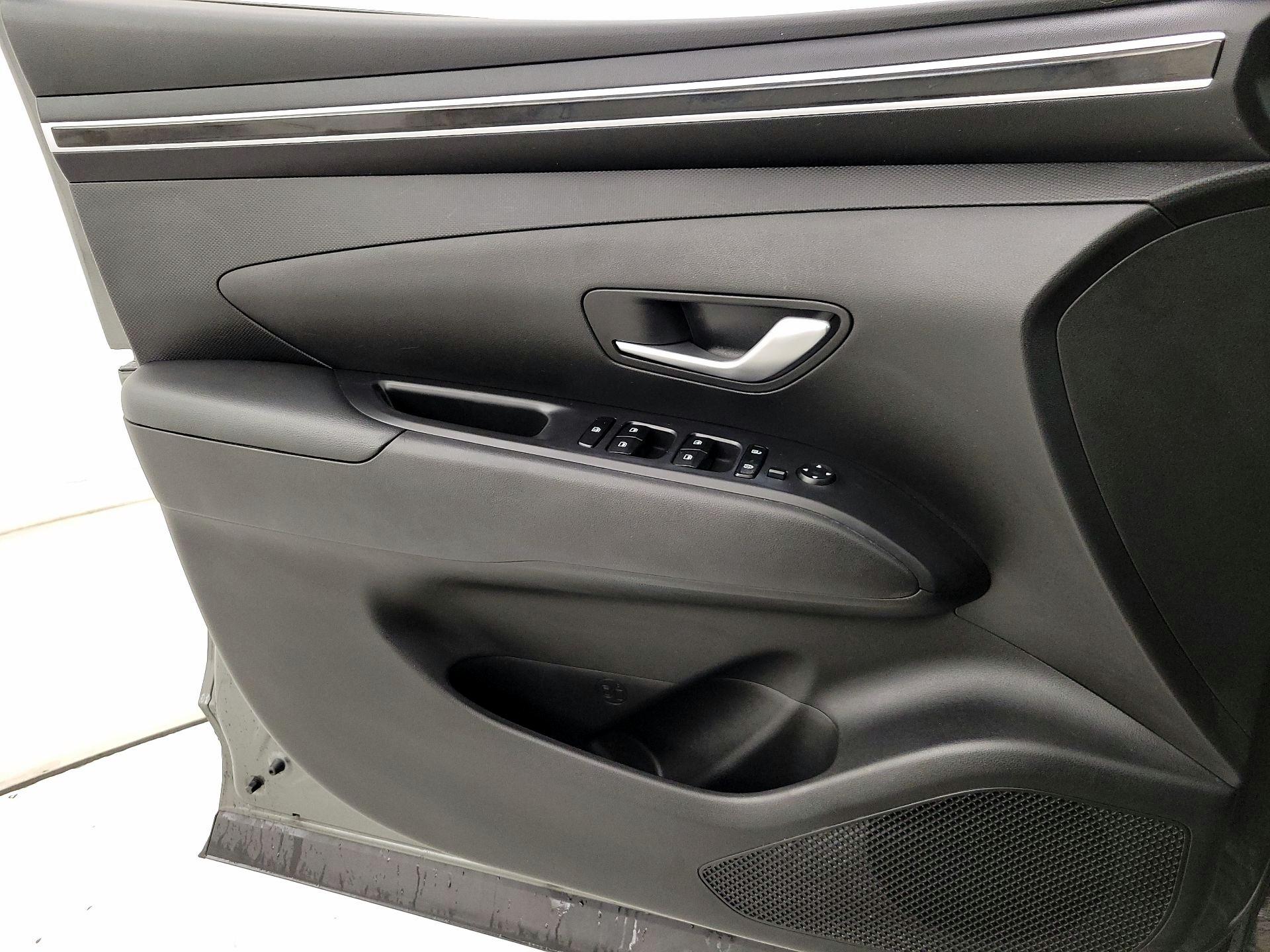 Thumbnail: 2023 Hyundai Tucson - 12