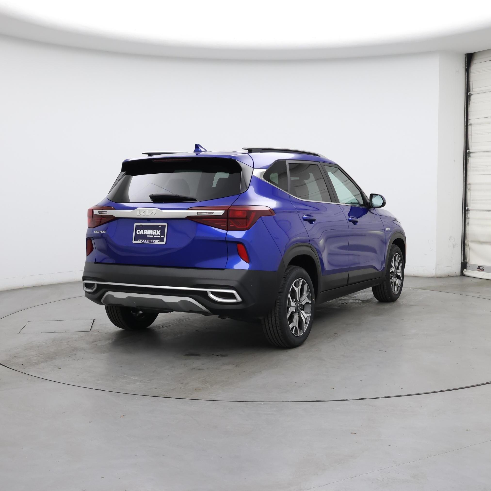 Thumbnail: 2023 Kia Seltos - 8