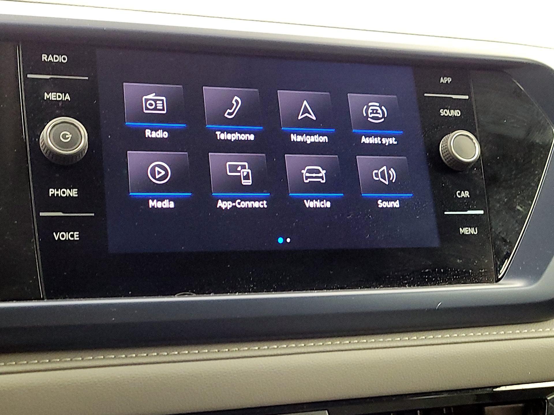 Thumbnail: 2024 Volkswagen Taos - 15