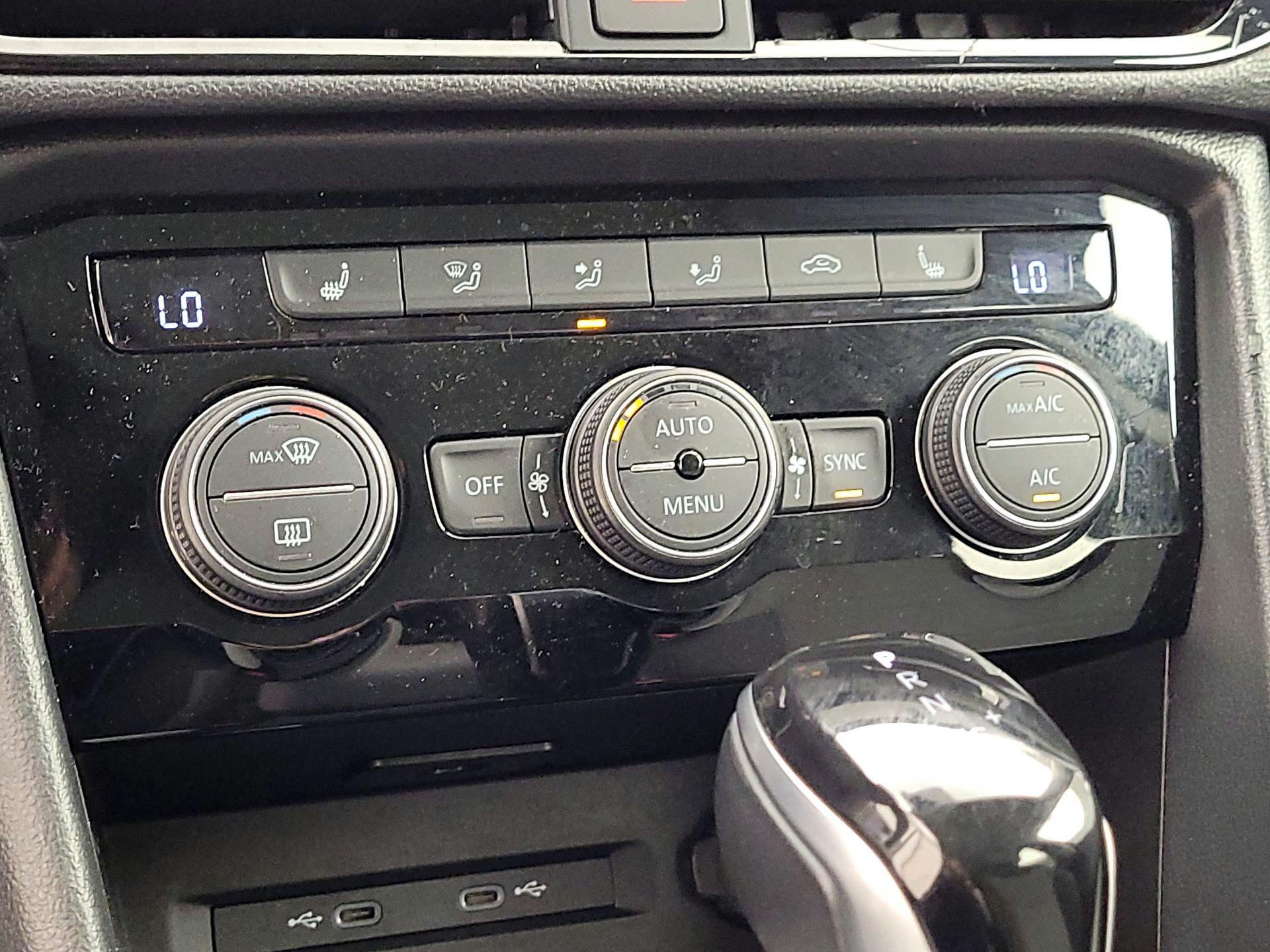 Thumbnail: 2024 Volkswagen Taos - 16