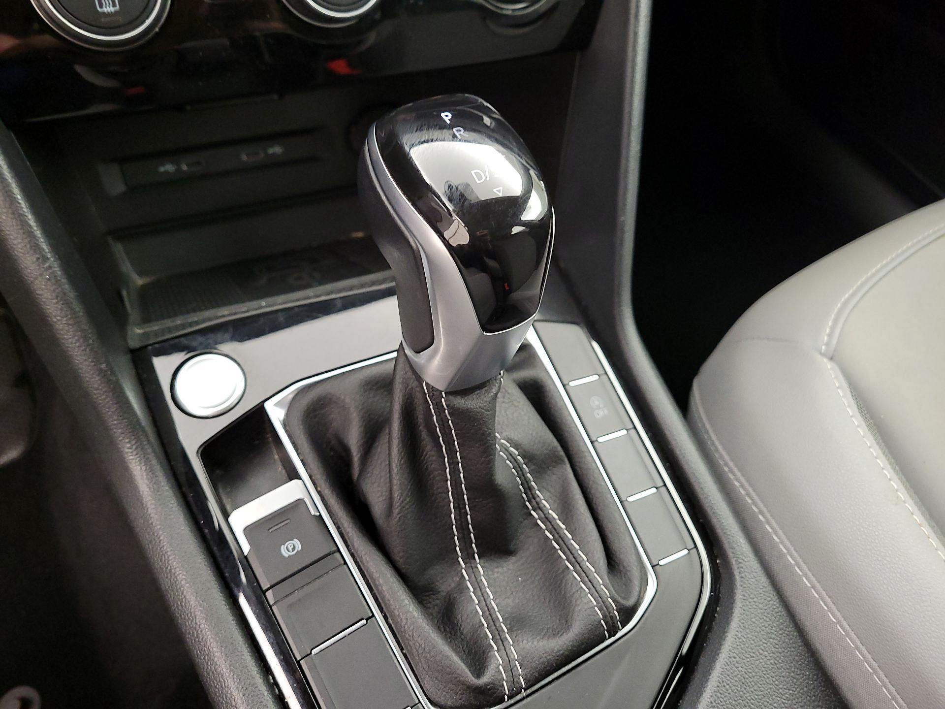 Thumbnail: 2024 Volkswagen Taos - 17