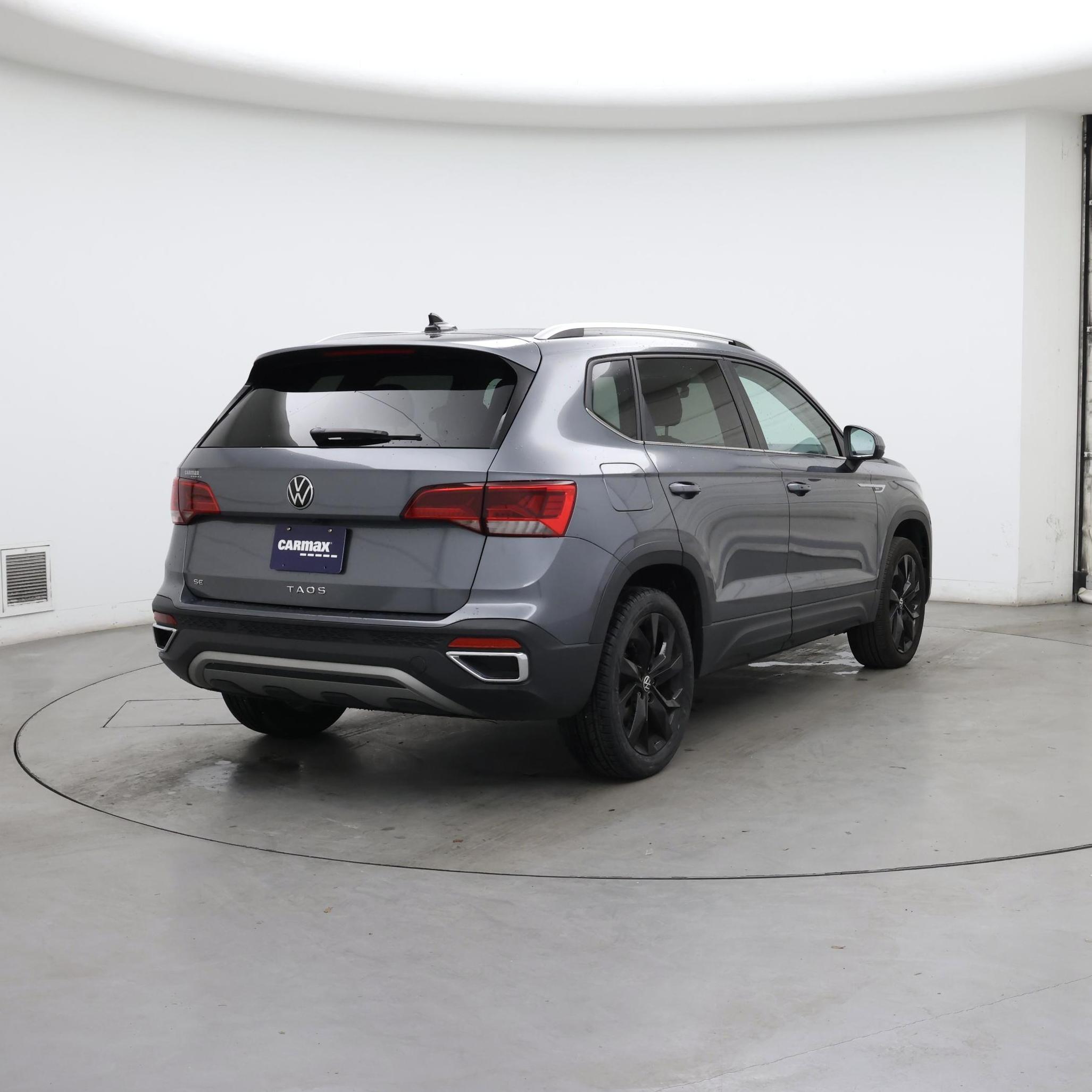 Thumbnail: 2024 Volkswagen Taos - 8