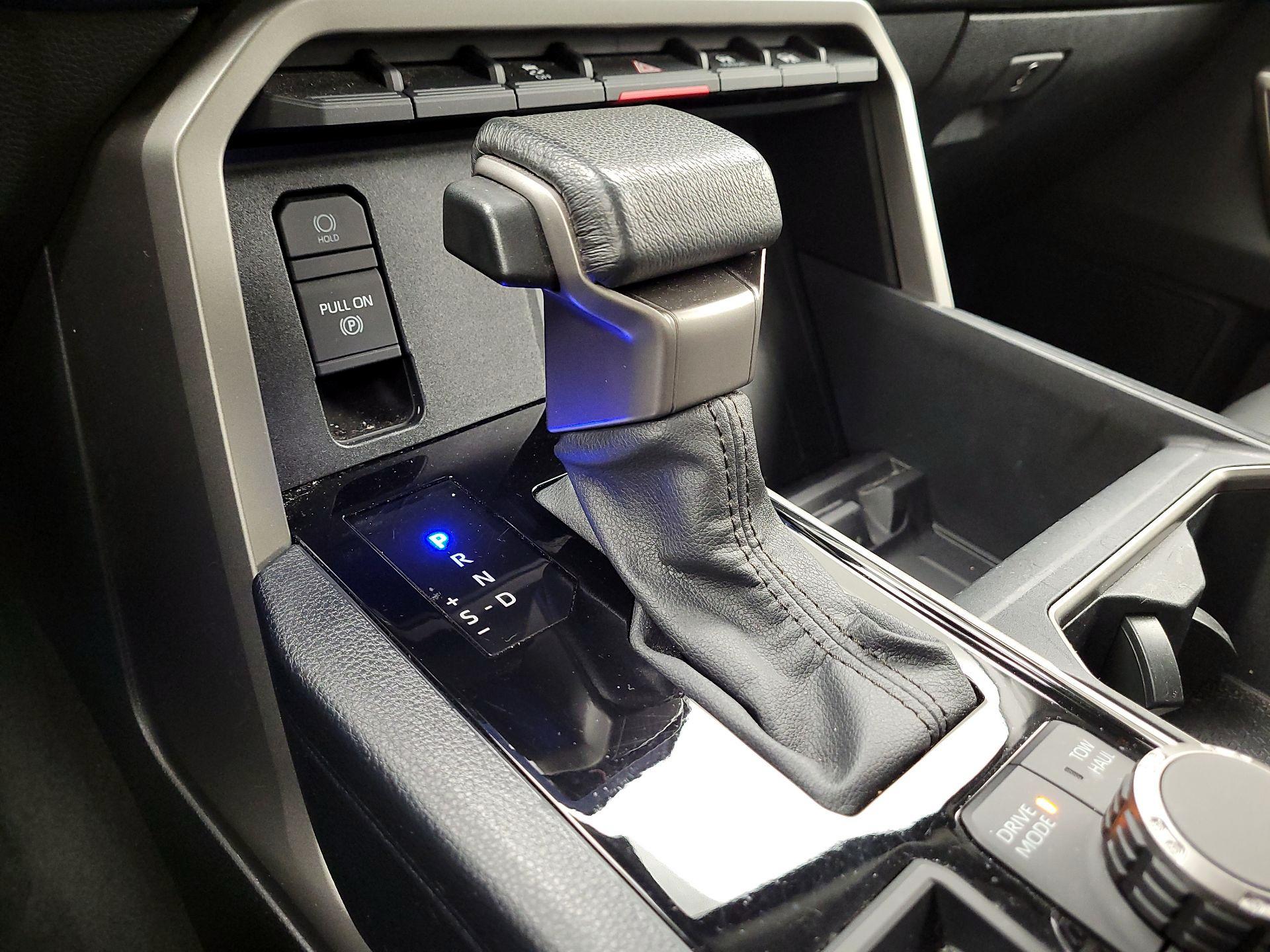 Thumbnail: 2024 Toyota Tundra - 18